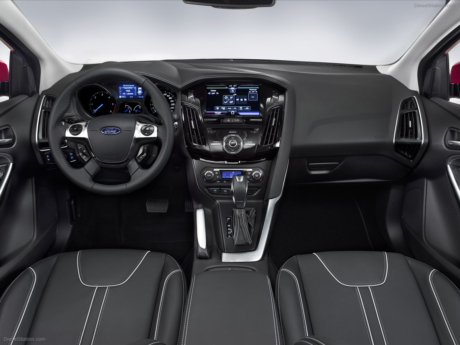 Ford Focus at Paris Auto Show 2010