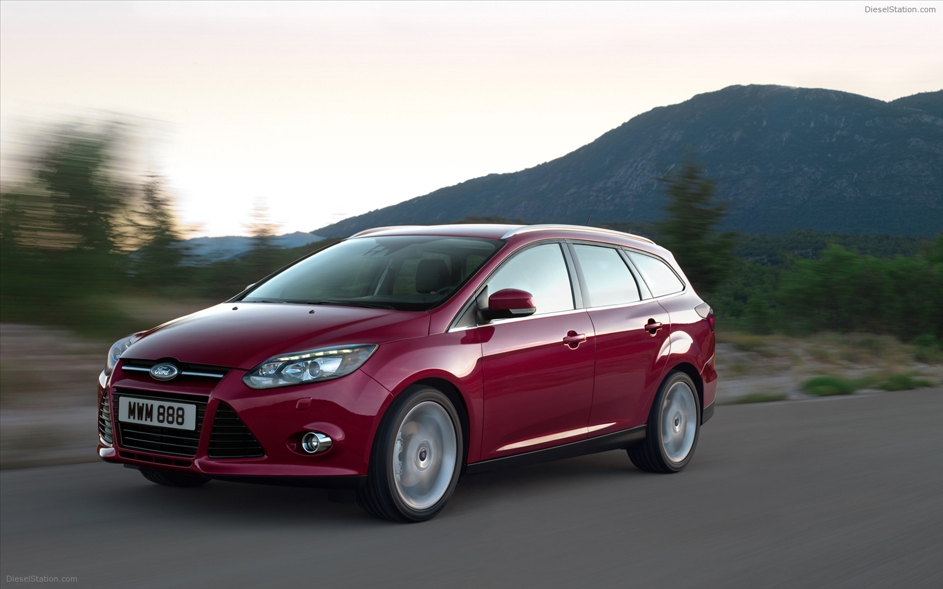 Ford Focus at Paris Auto Show 2010