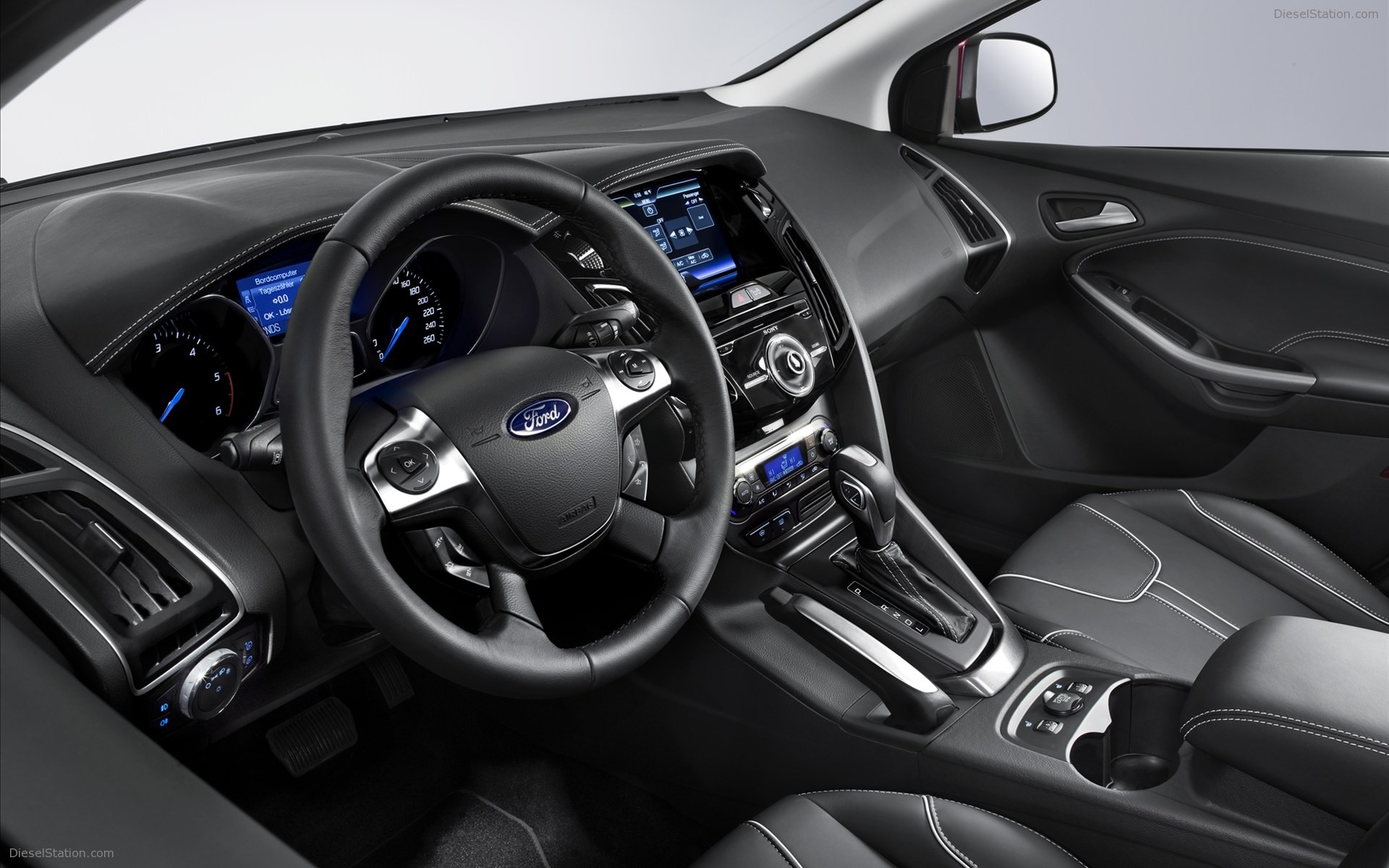 Ford Focus at Paris Auto Show 2010