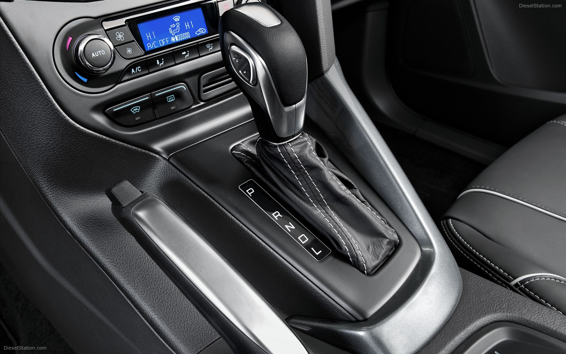 Ford Focus at Paris Auto Show 2010