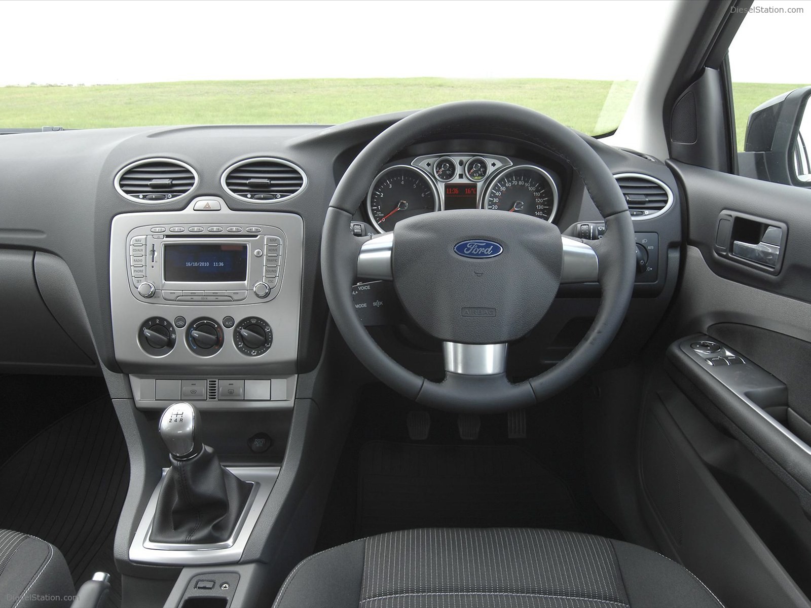 Ford Focus Sport 2012