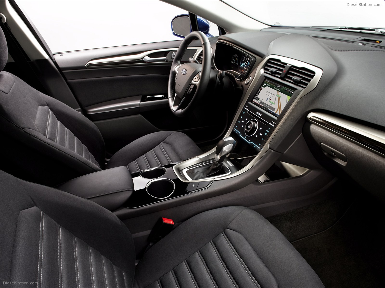 Ford Fusion Hybrid 2013