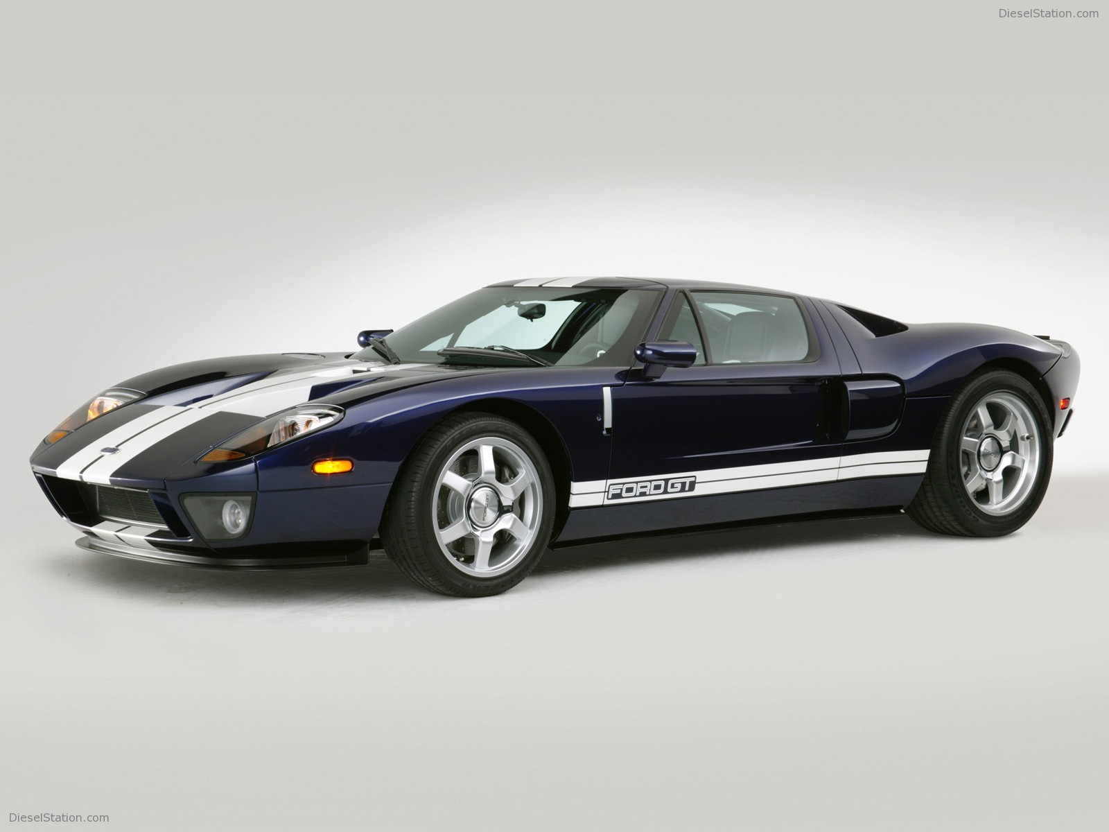 Ford GT