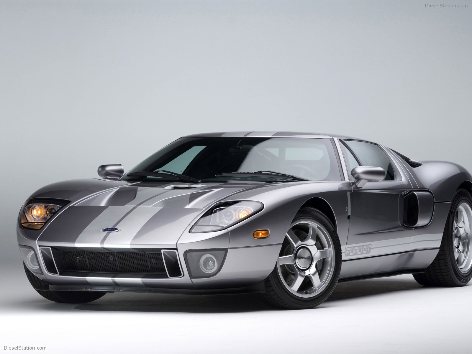 Ford GT