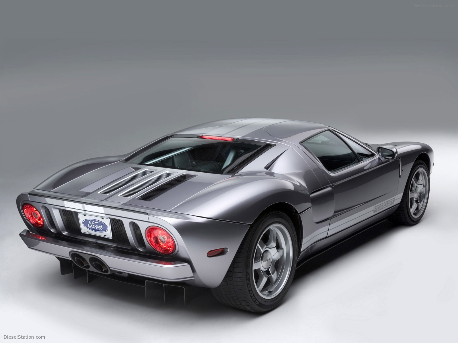 Ford GT