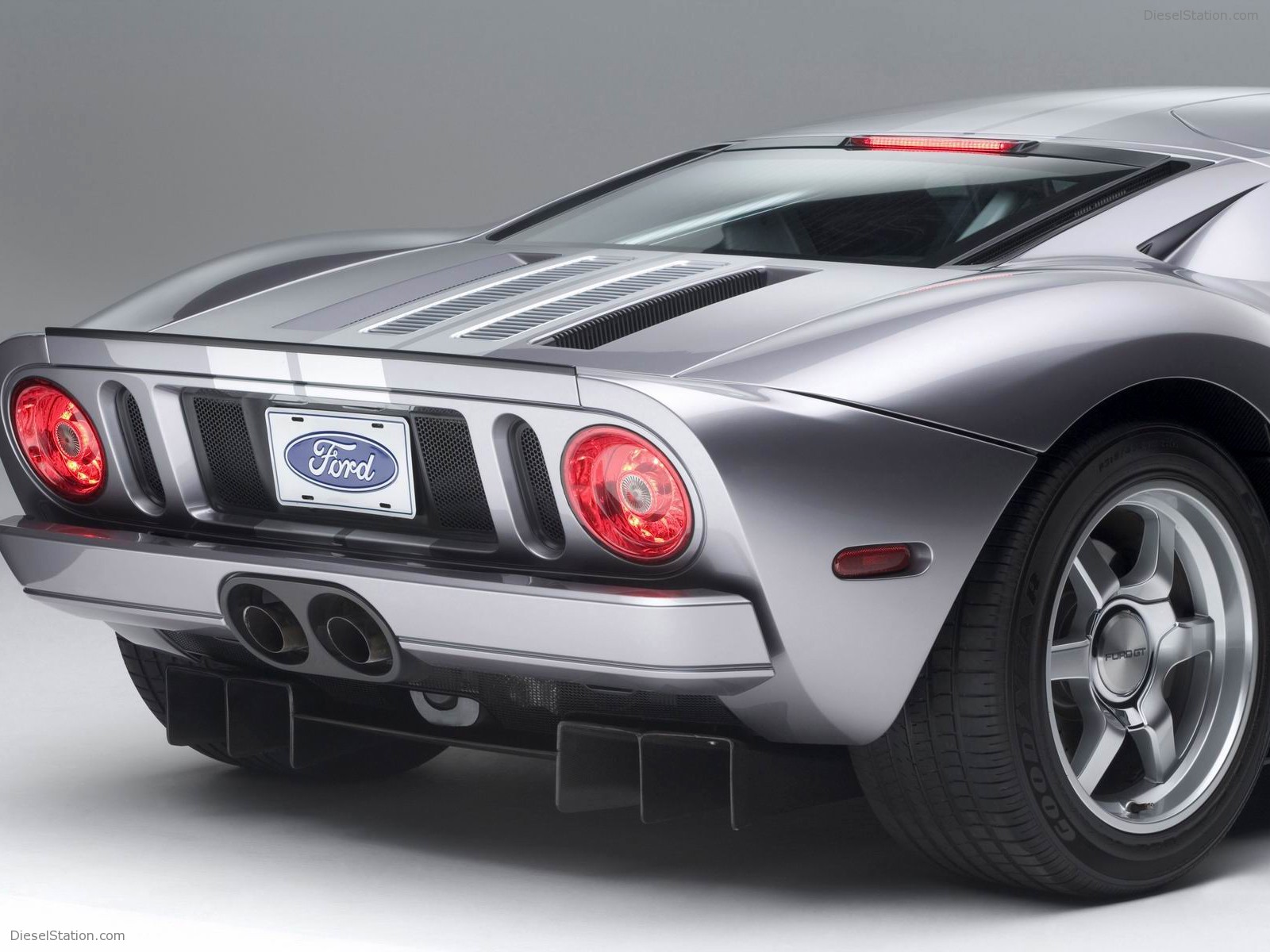 Ford GT