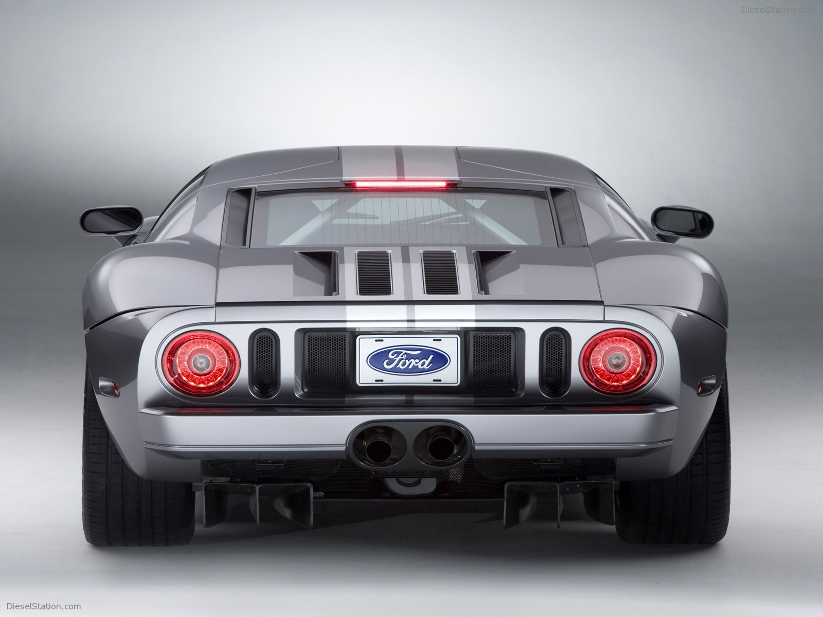 Ford GT