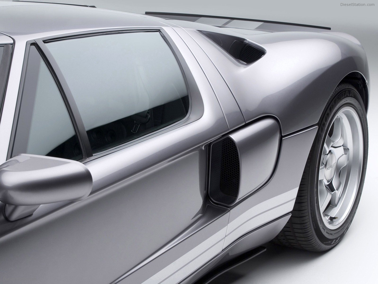 Ford GT
