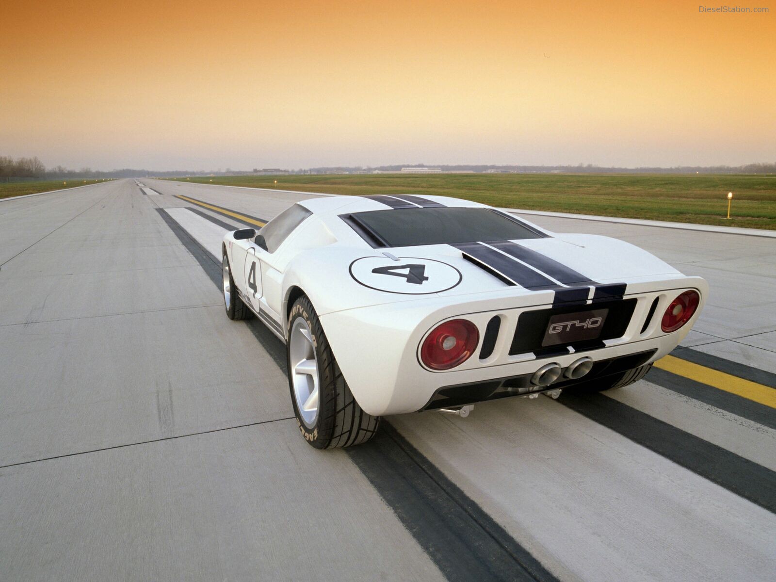 Ford GT