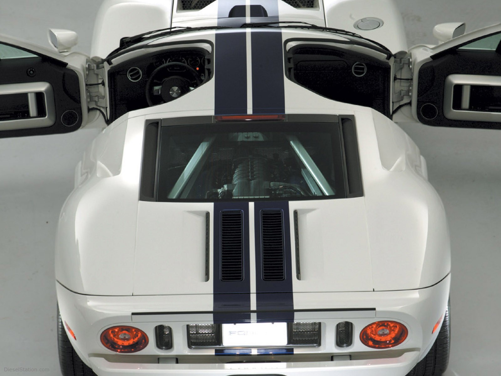 Ford GT