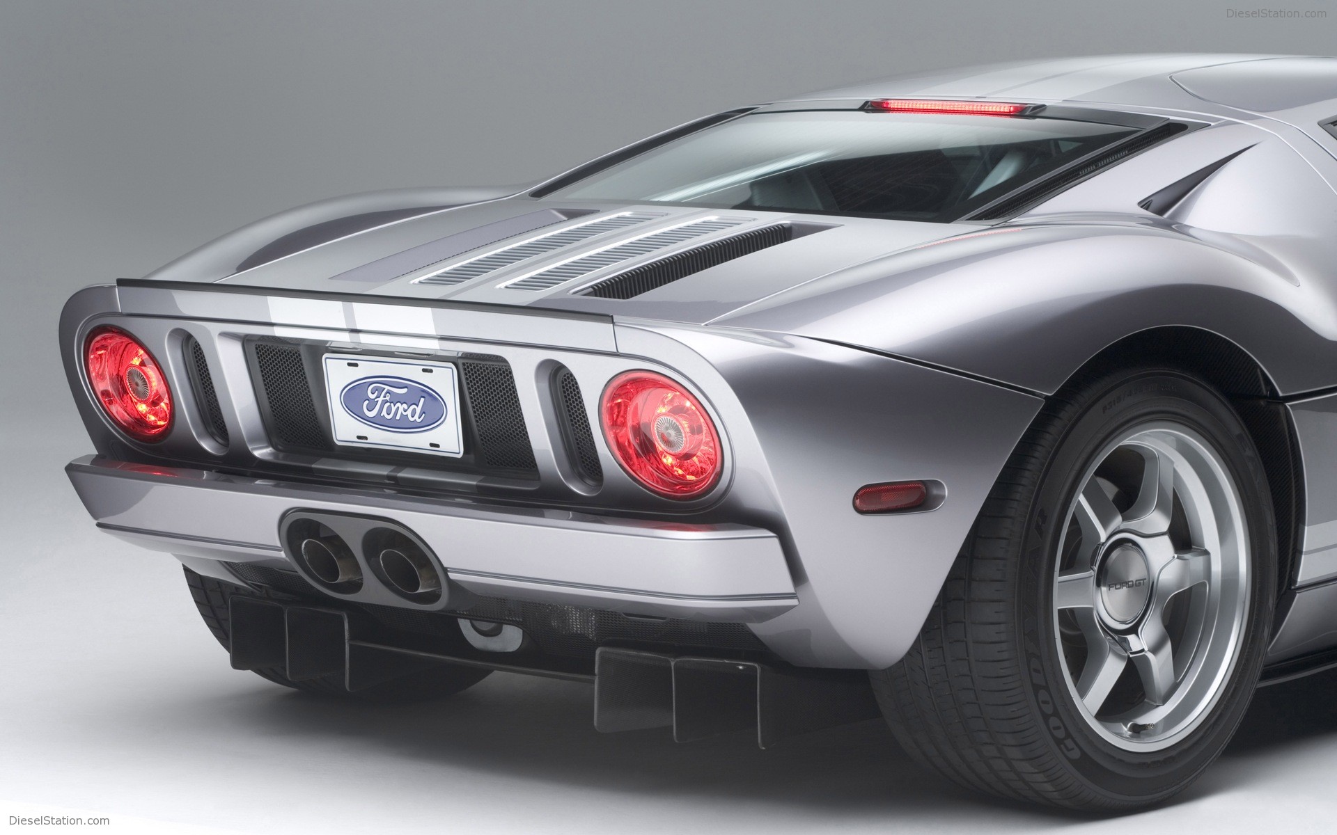 Ford GT