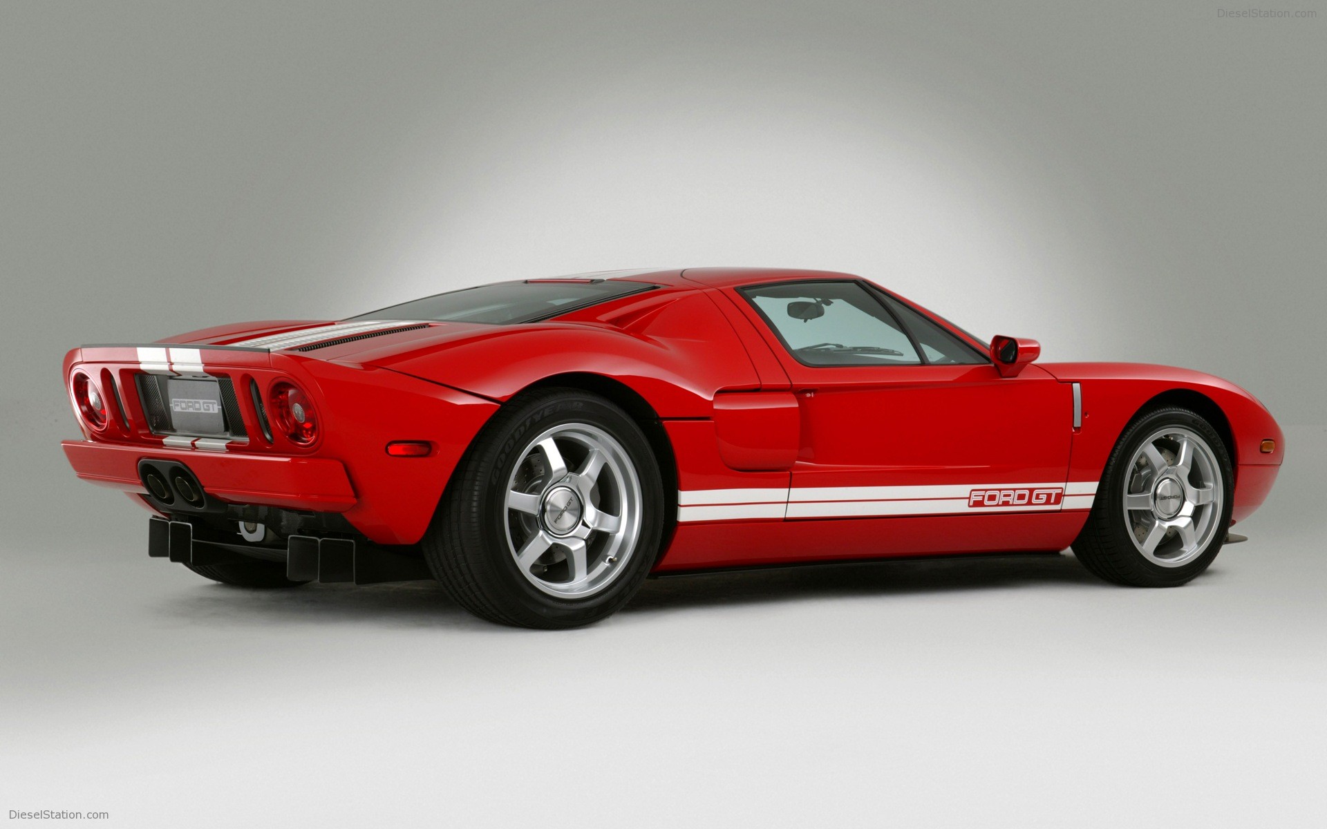 Ford GT