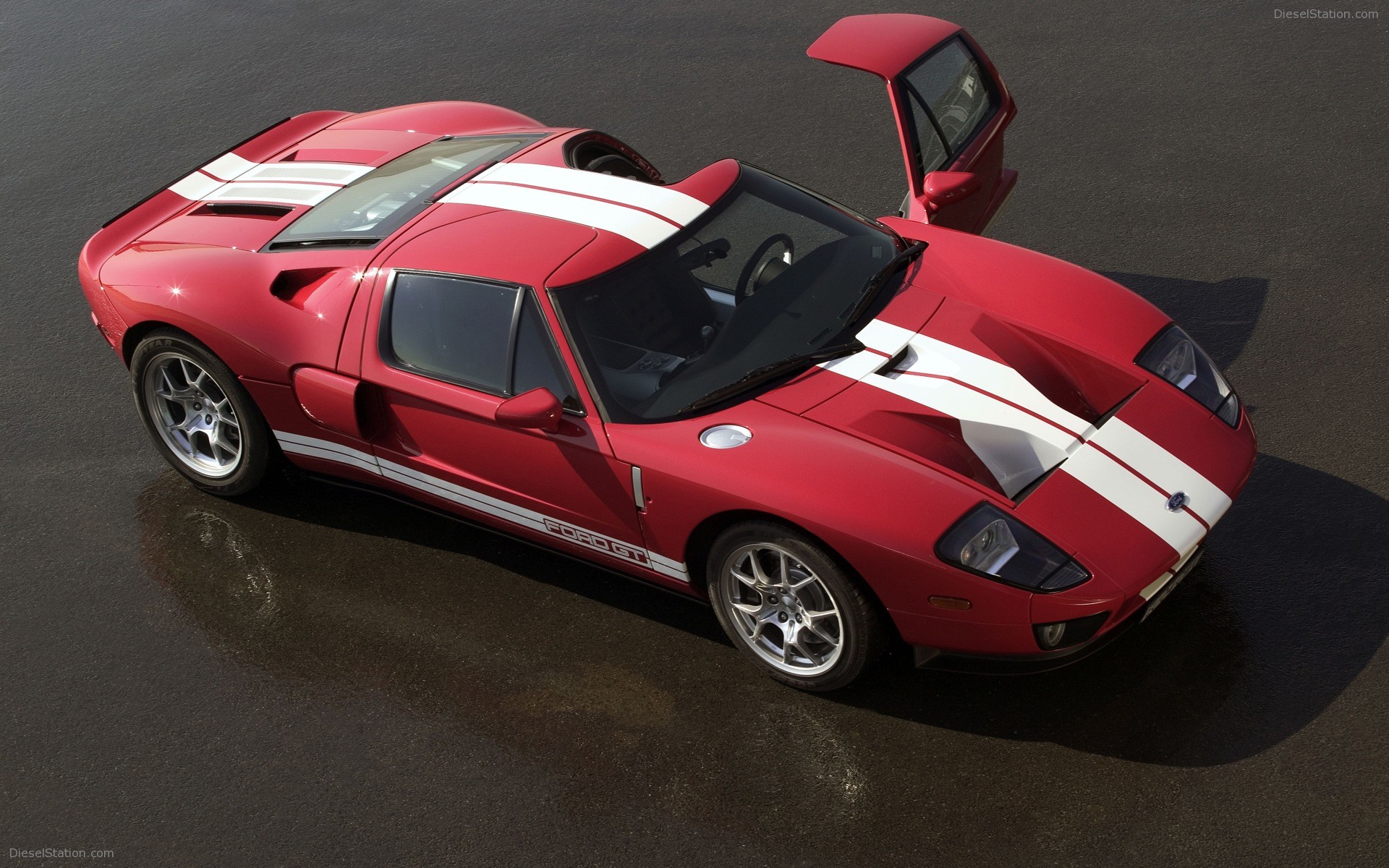 Ford GT