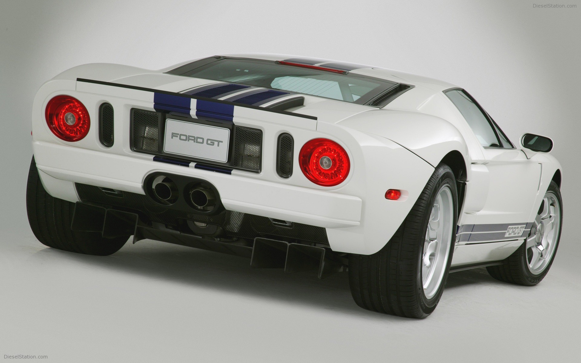 Ford GT