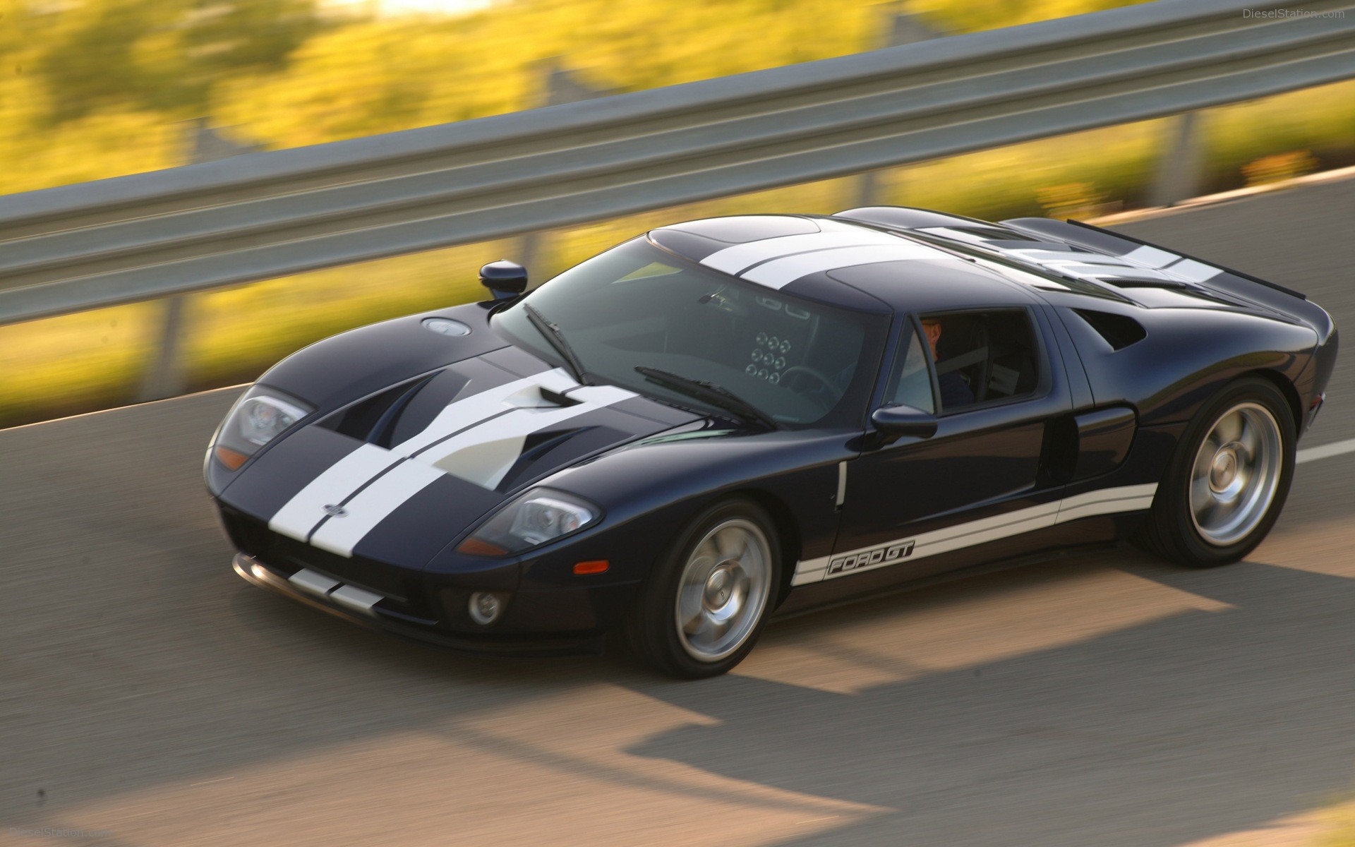 Ford GT