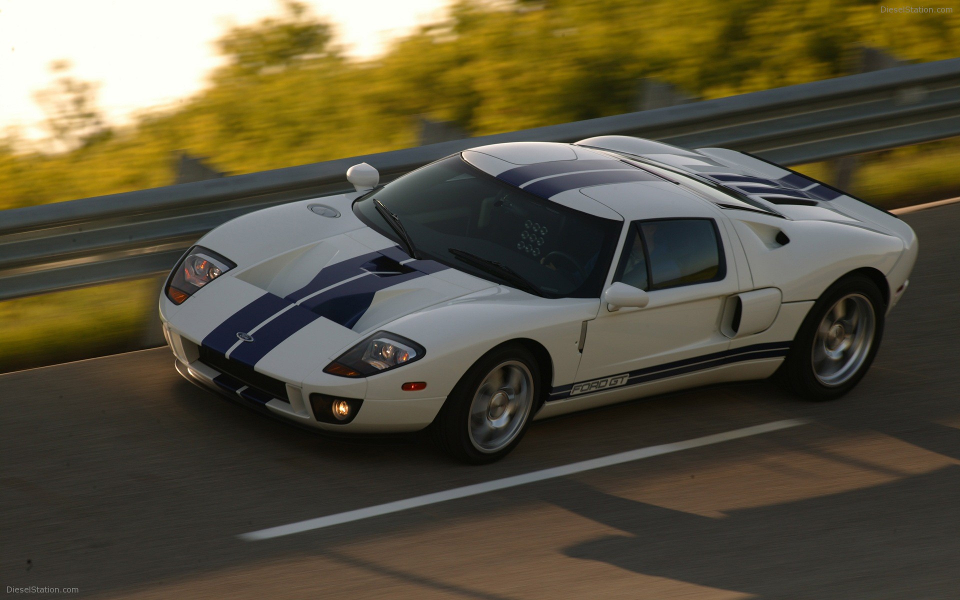 Ford GT