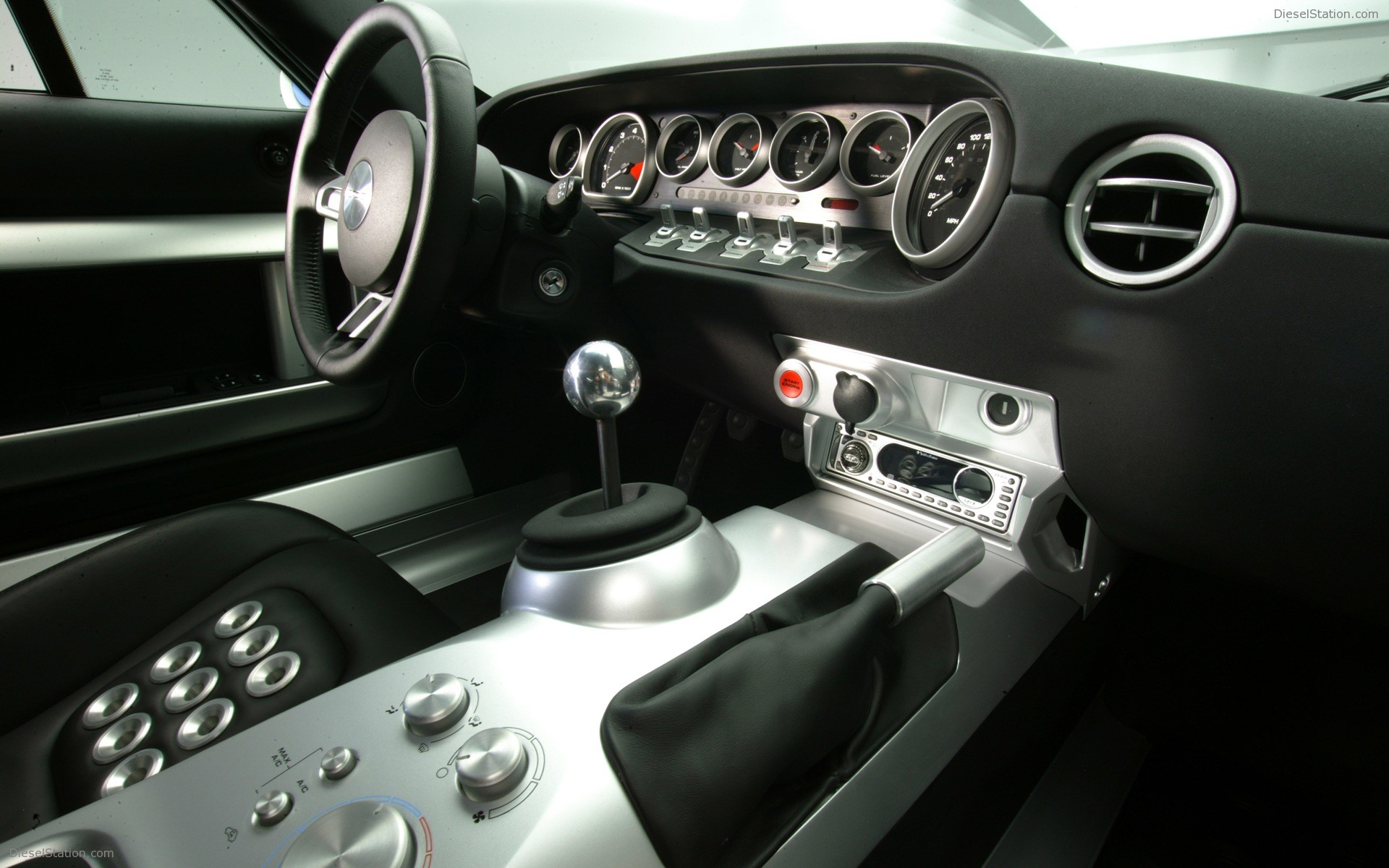 Ford GT