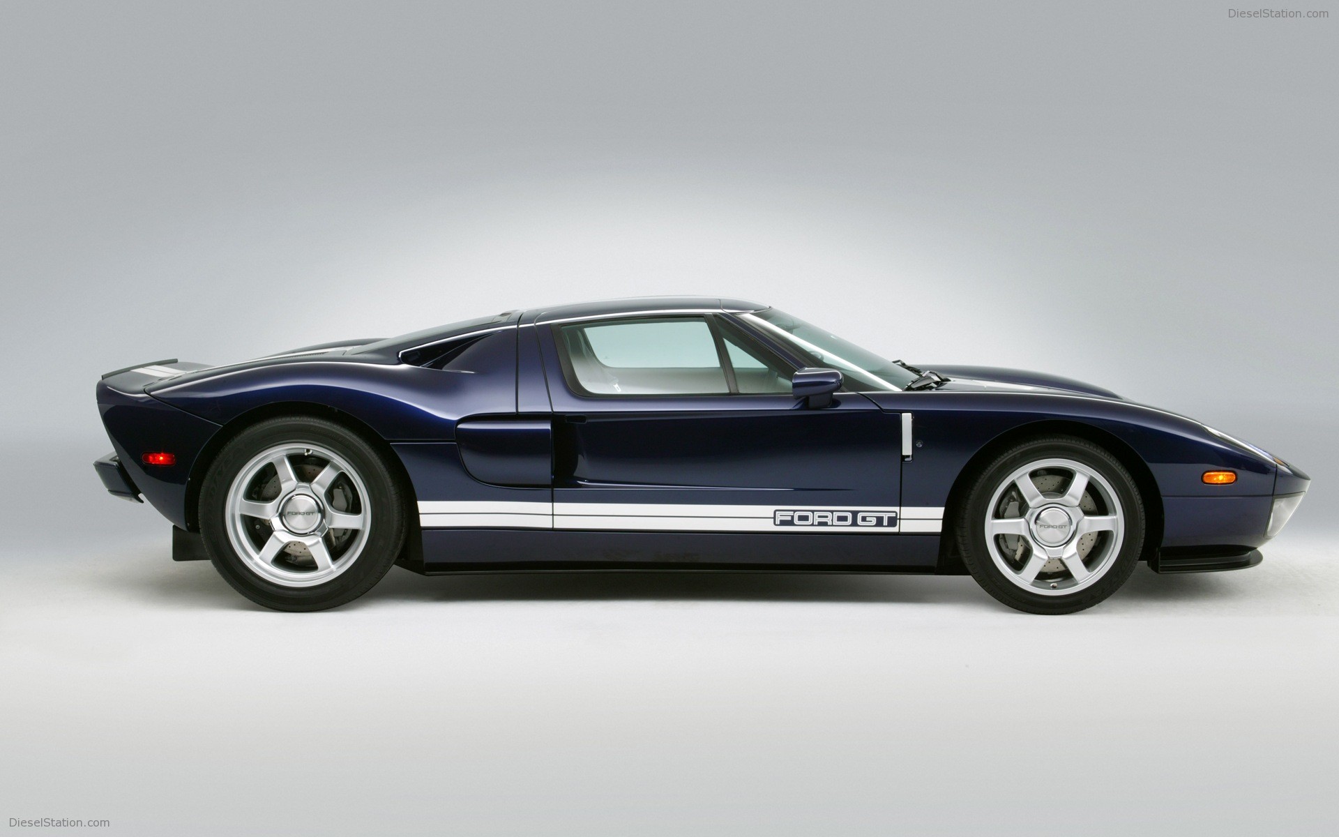 Ford GT