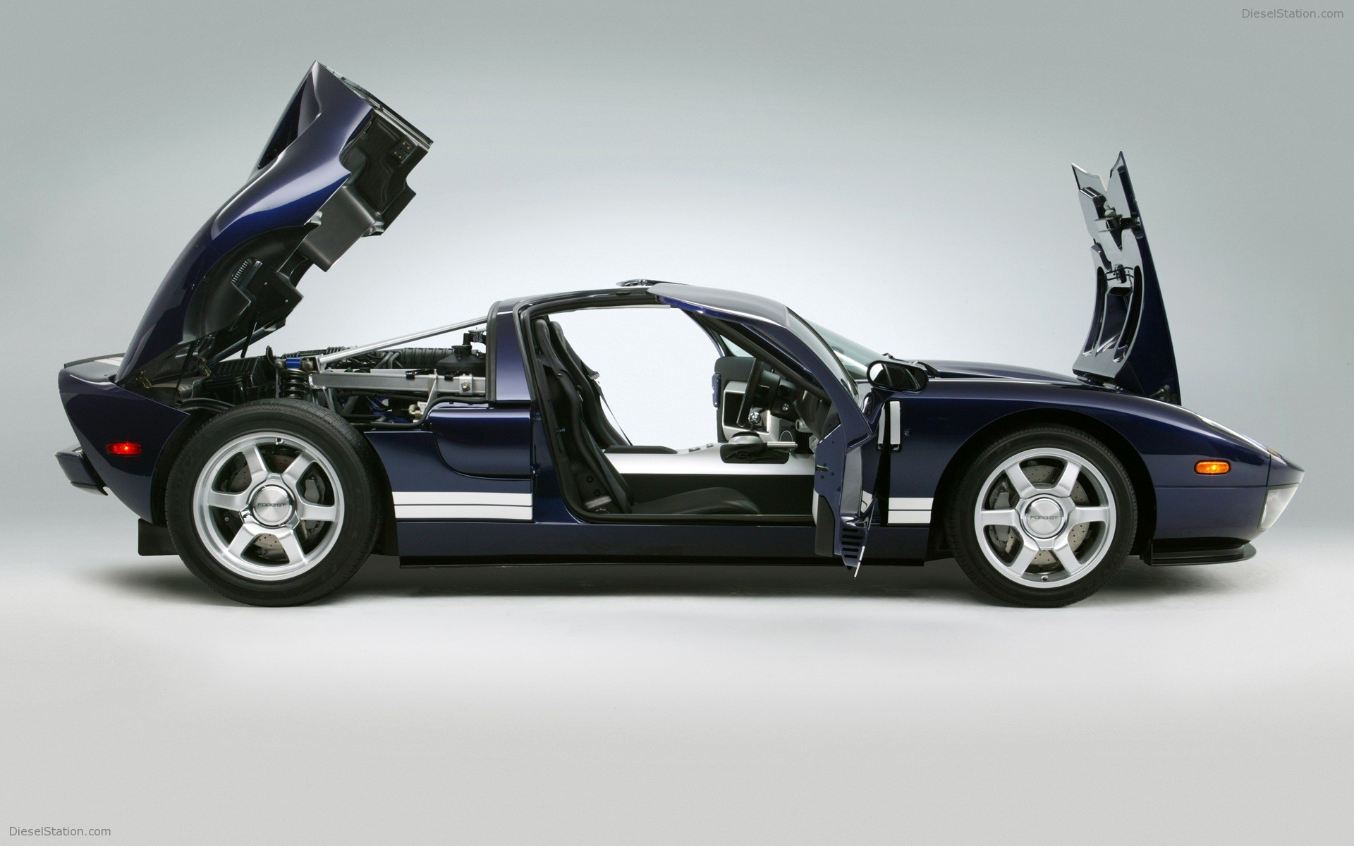 Ford GT