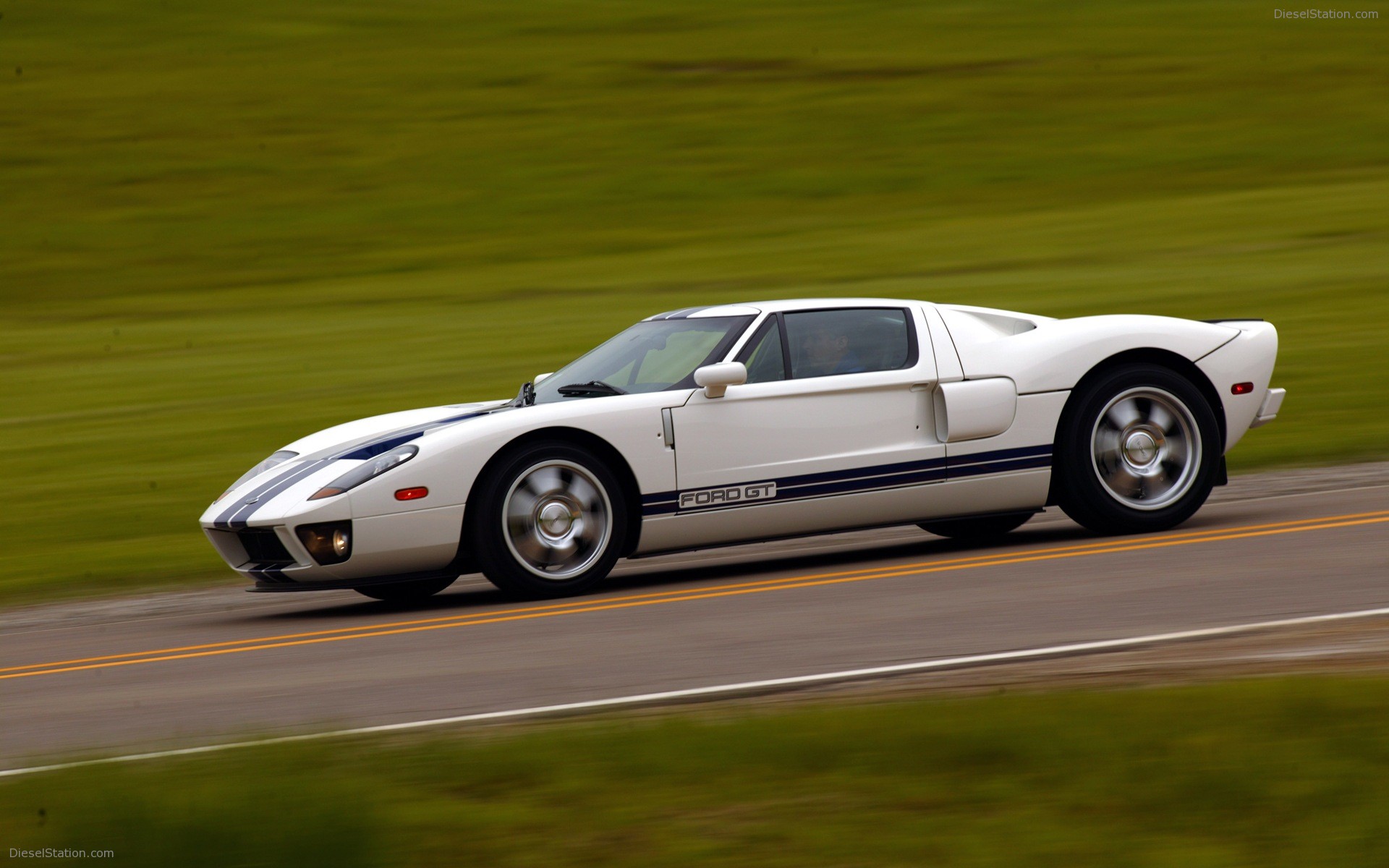 Ford GT