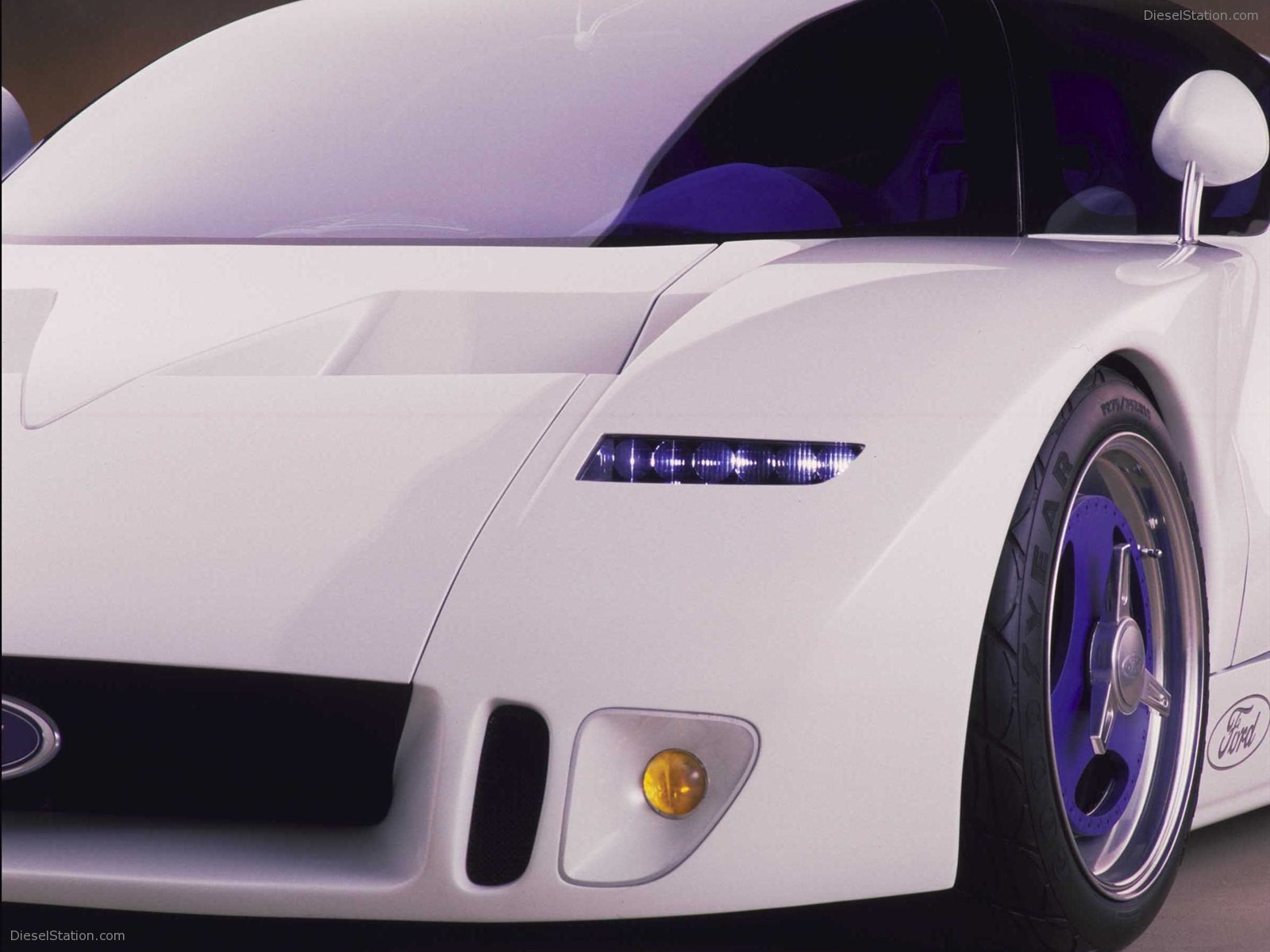 Ford GT90 Concept Car 1995
