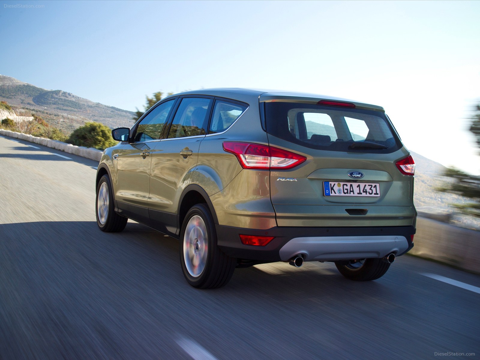 Wallpaper ford kuga 2013