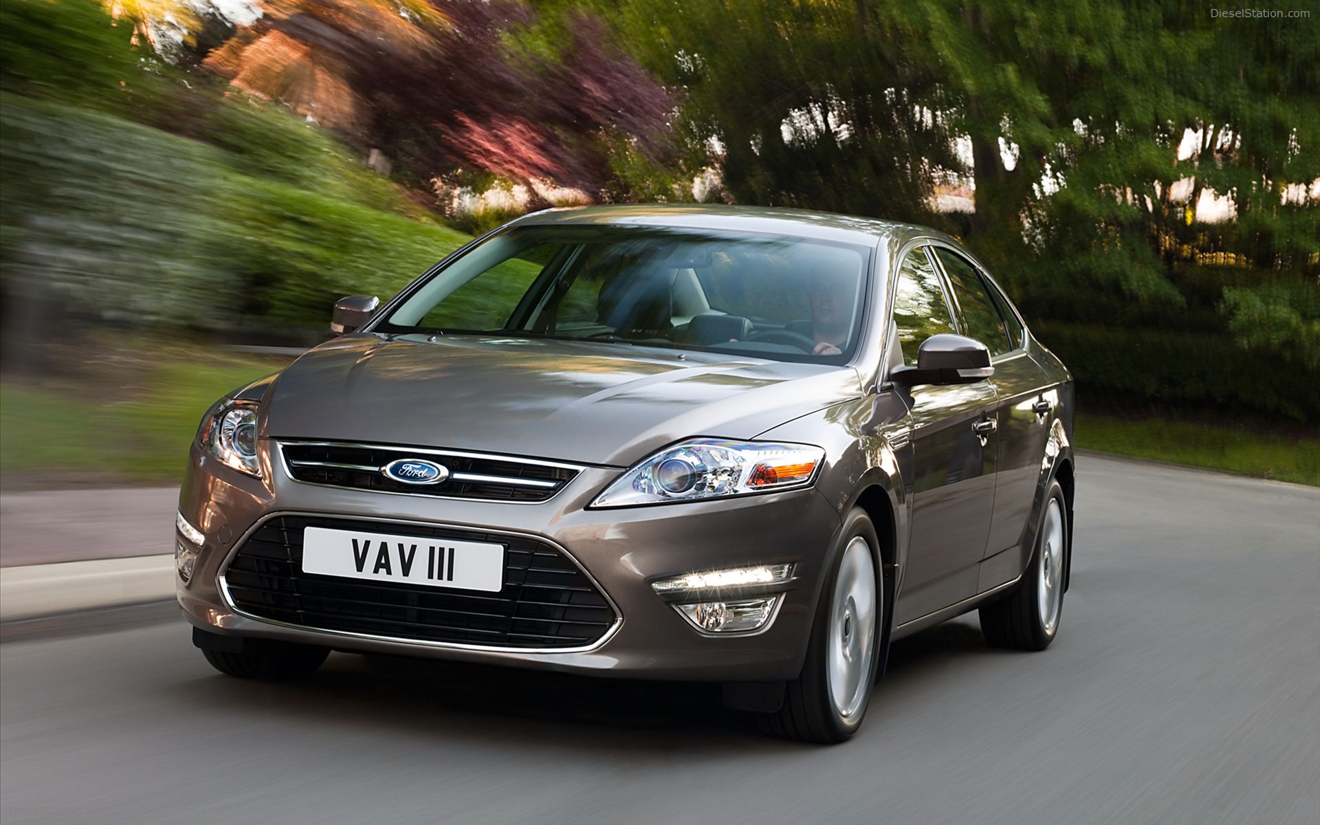 Ford Mondeo Sedan, 5-Door and Wagon 2011 Ford Mondeo Sedan, 5-Door and Wagon 2011