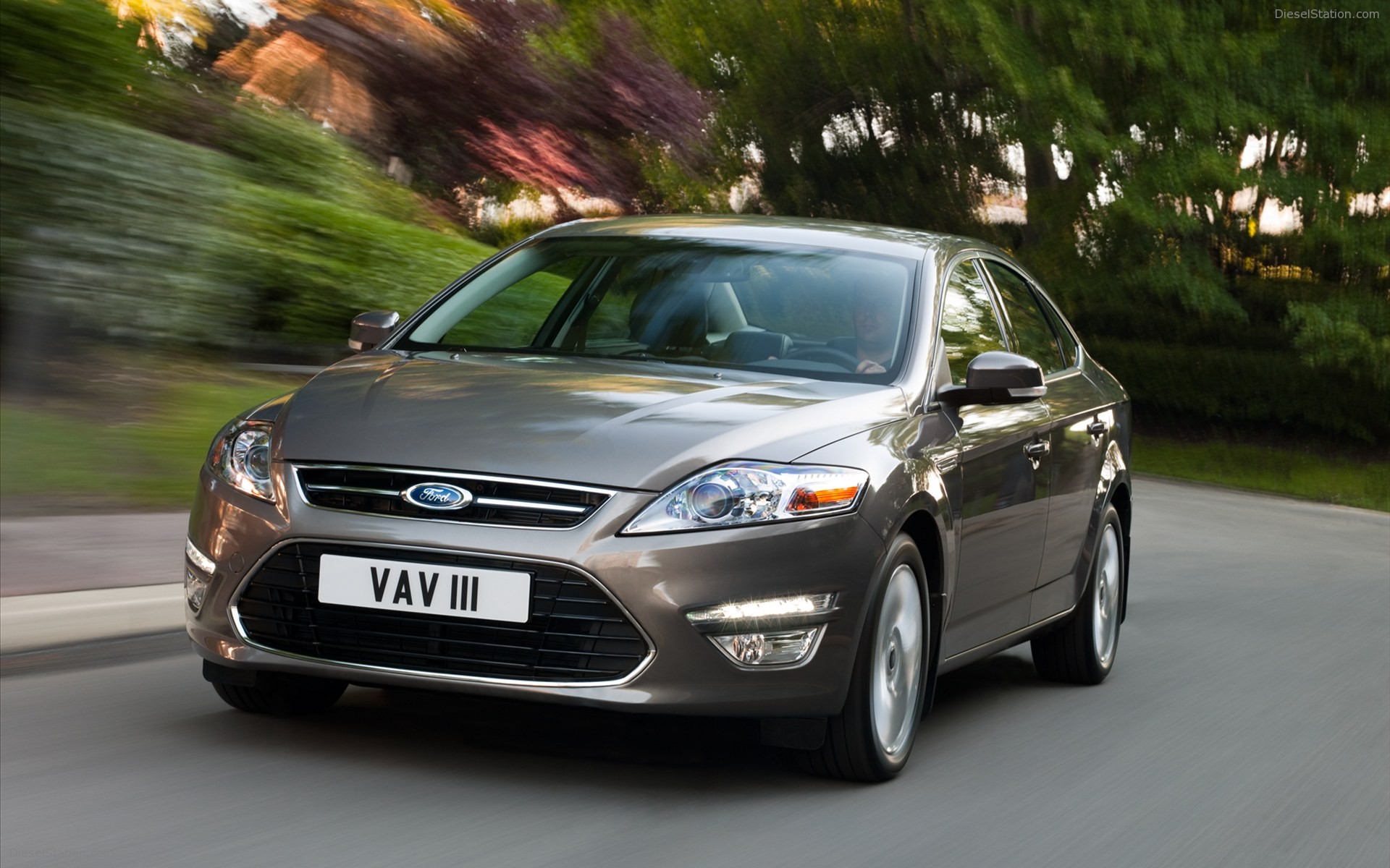 Ford Mondeo Sedan, 5-Door and Wagon 2011 Ford Mondeo Sedan, 5-Door and Wagon 2011