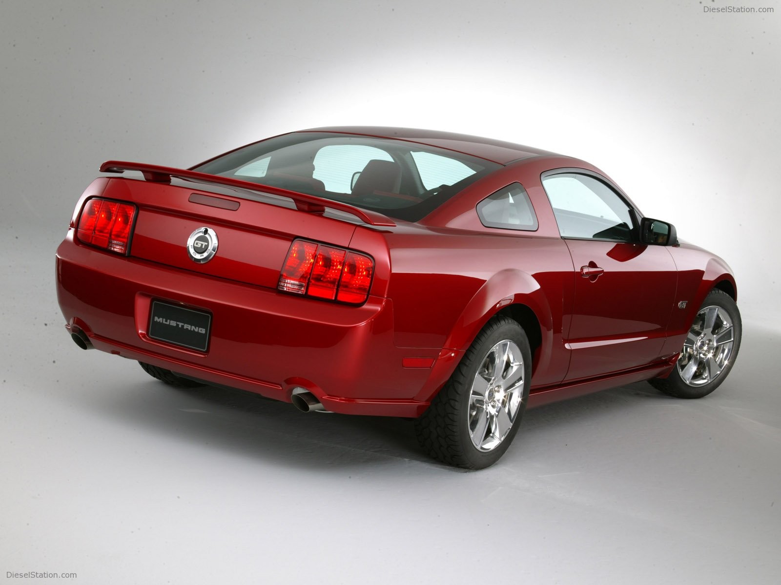 Pictures of 2005 ford mustangs #4