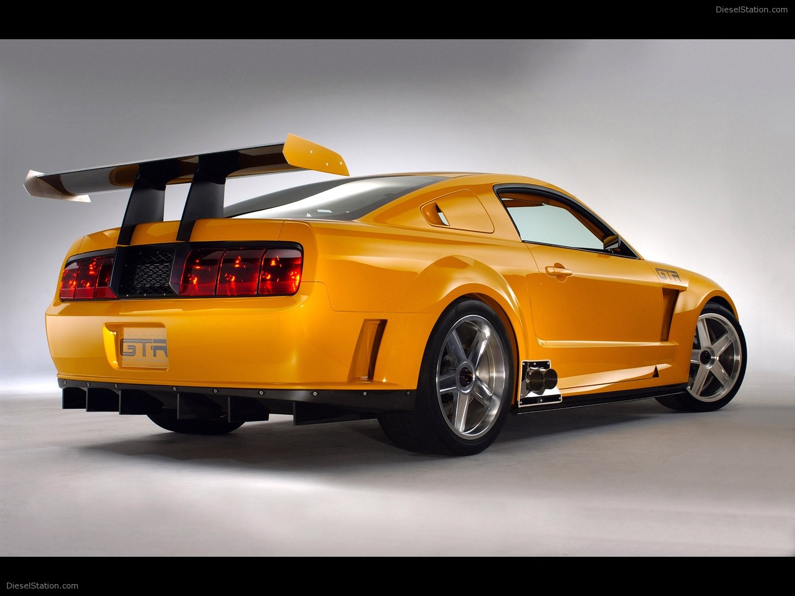 2005 Ford mustang gtr concept