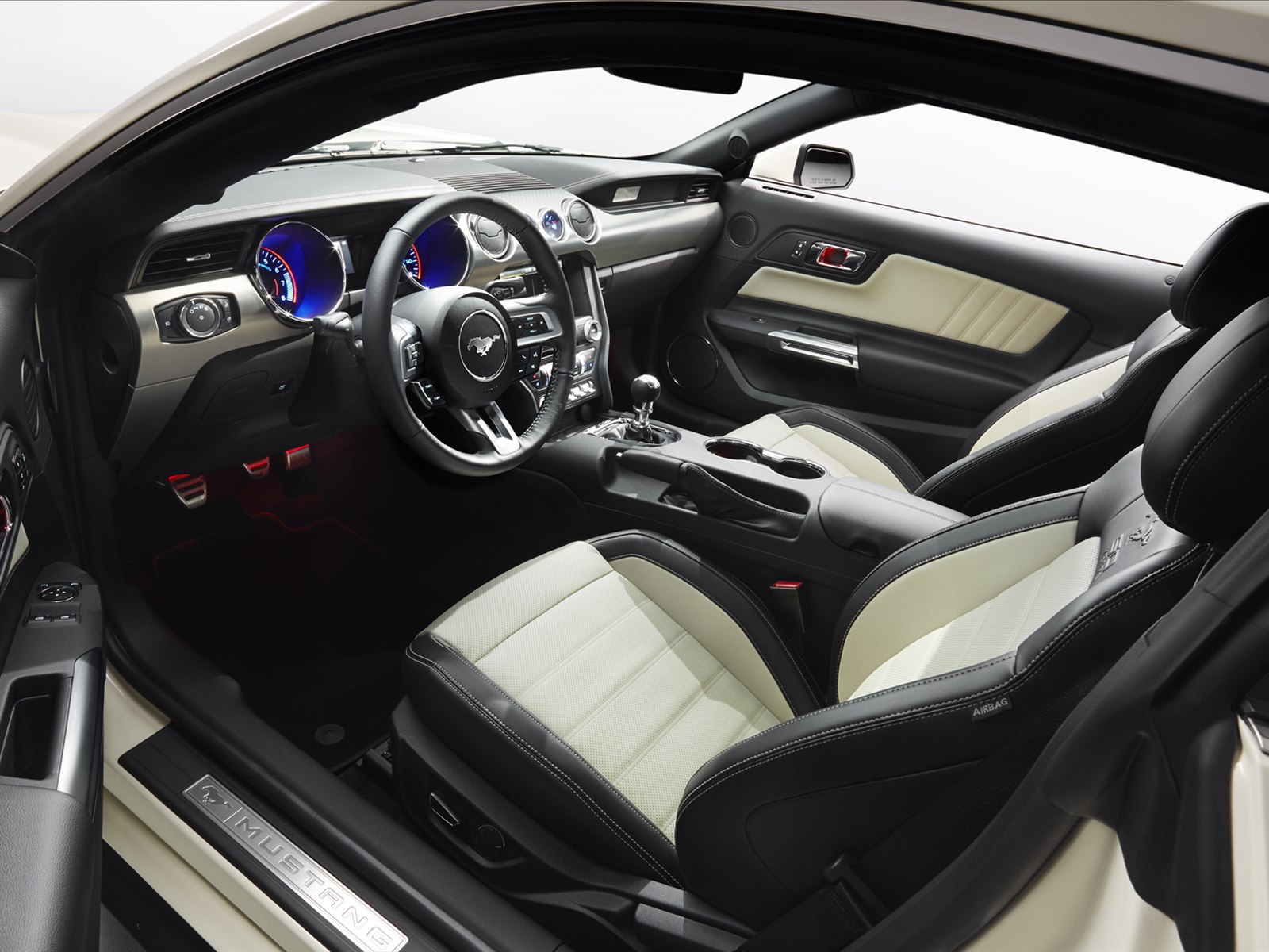 Ford Mustang 50 Year Limited Edition 2015