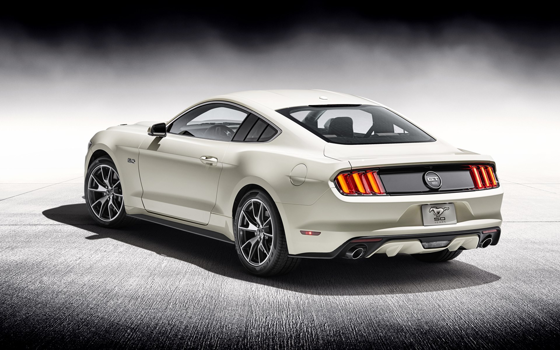 Ford Mustang 50 Year Limited Edition 2015