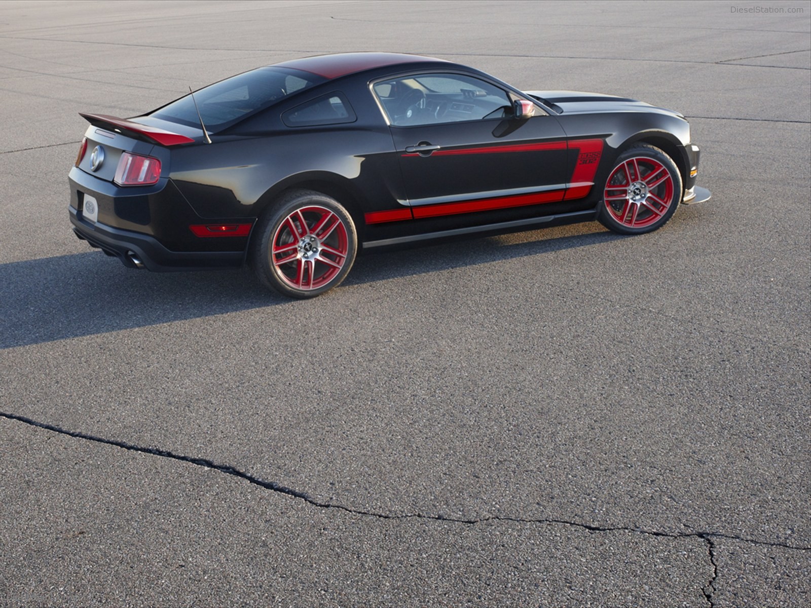 Ford Mustang Boss 302 Laguna Seca 2012