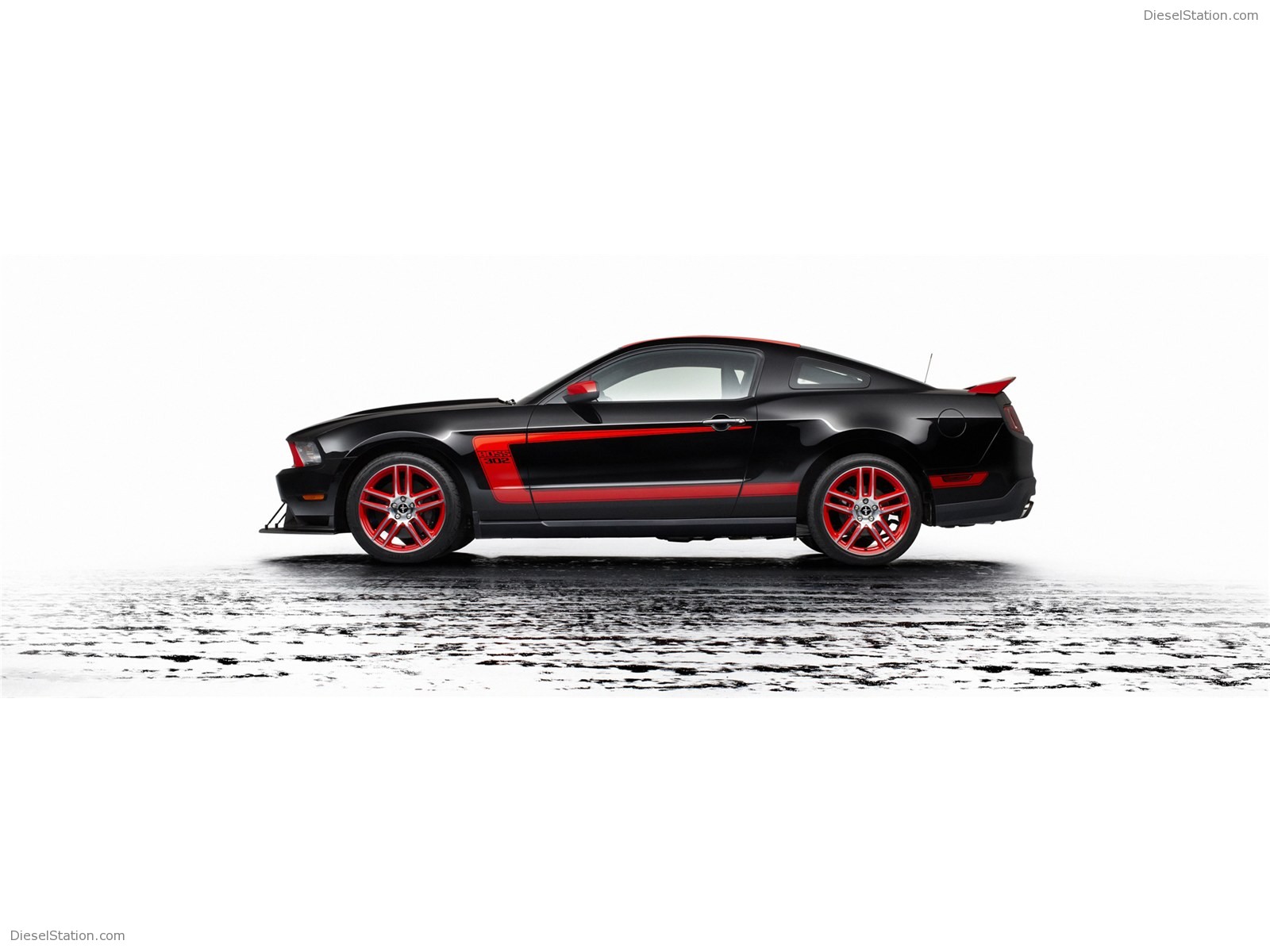 Ford Mustang Boss 302 Laguna Seca 2012