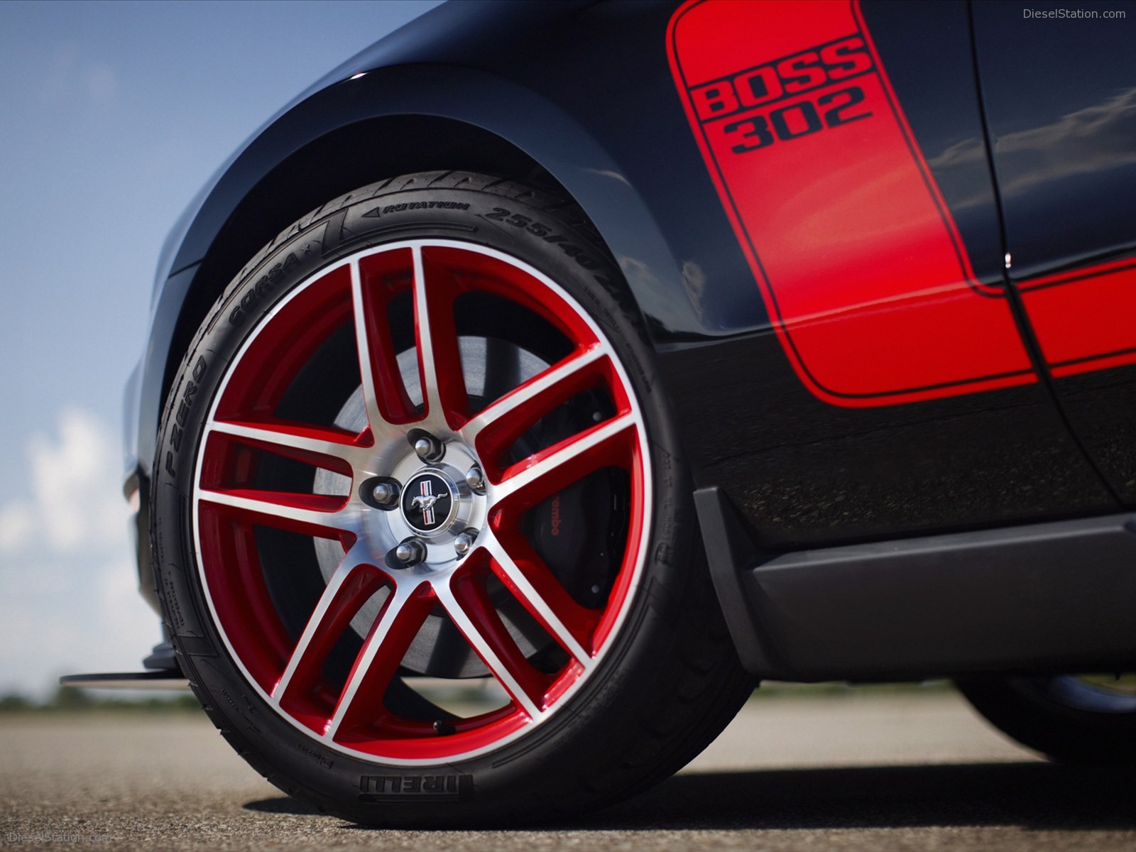 Ford Mustang Boss 302 Laguna Seca 2012
