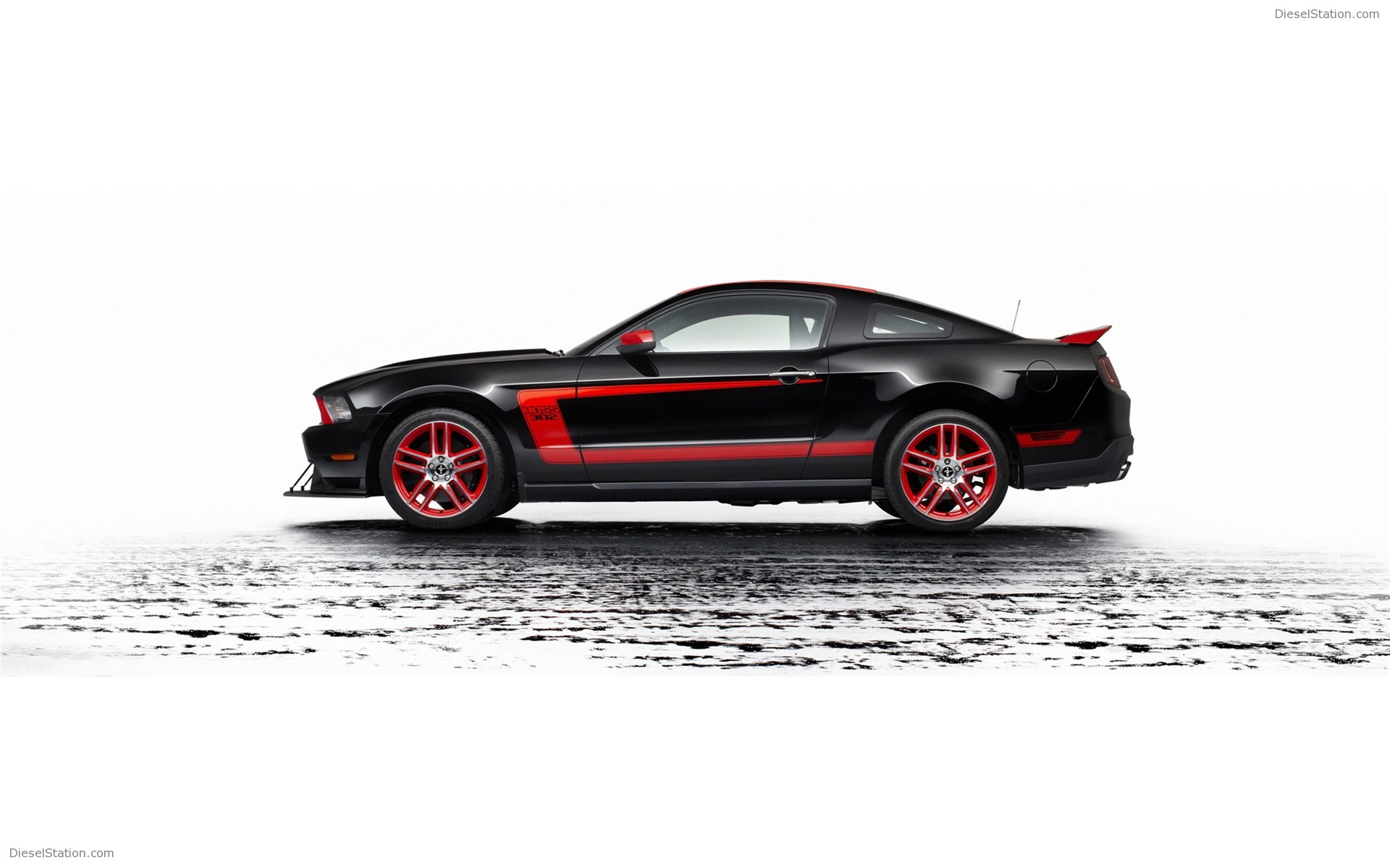 Ford Mustang Boss 302 Laguna Seca 2012