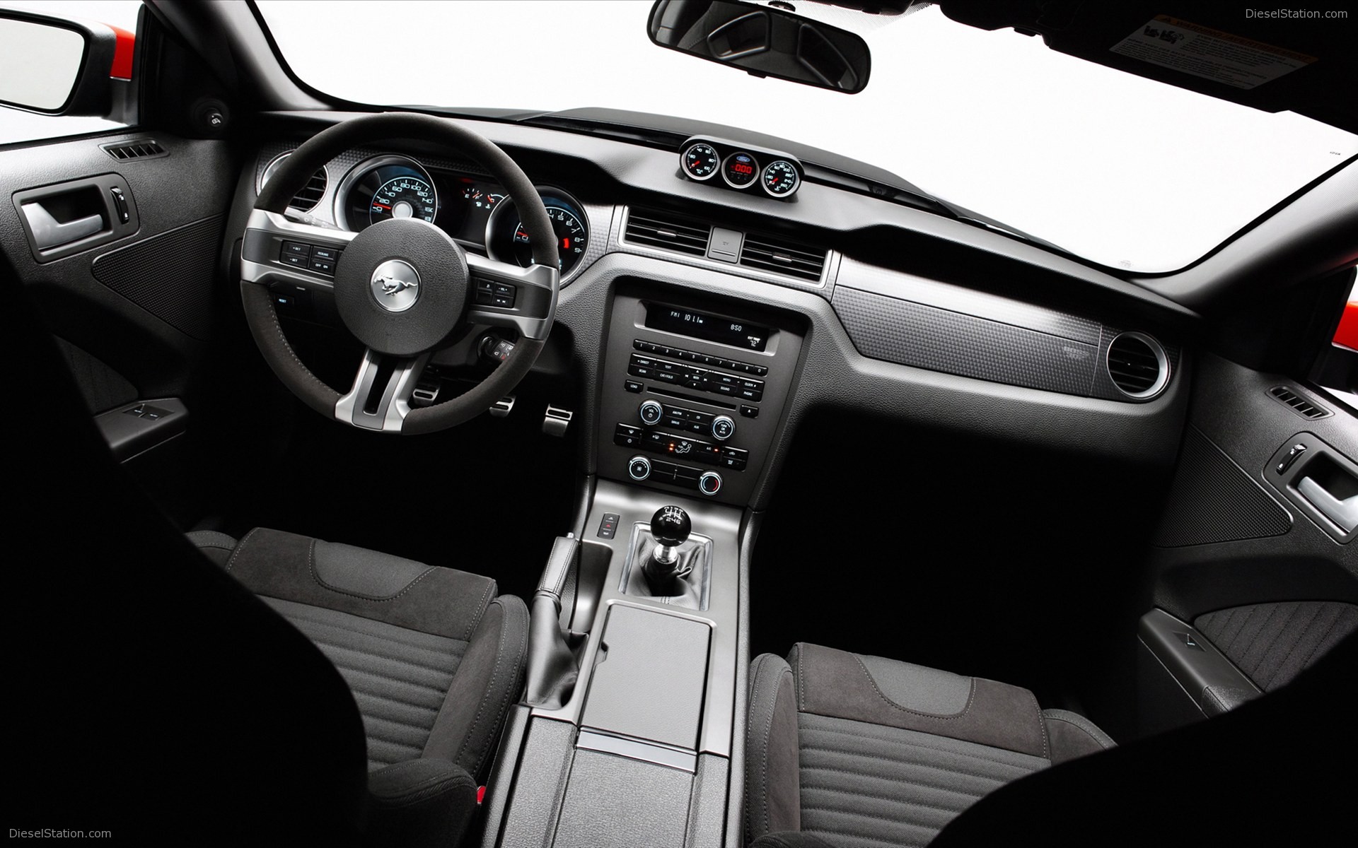 Ford Mustang Boss 302 Laguna Seca 2012