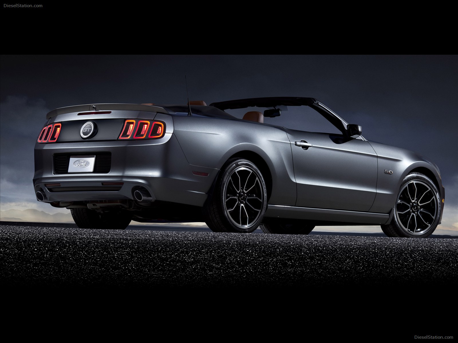 Ford Mustang GT 2013