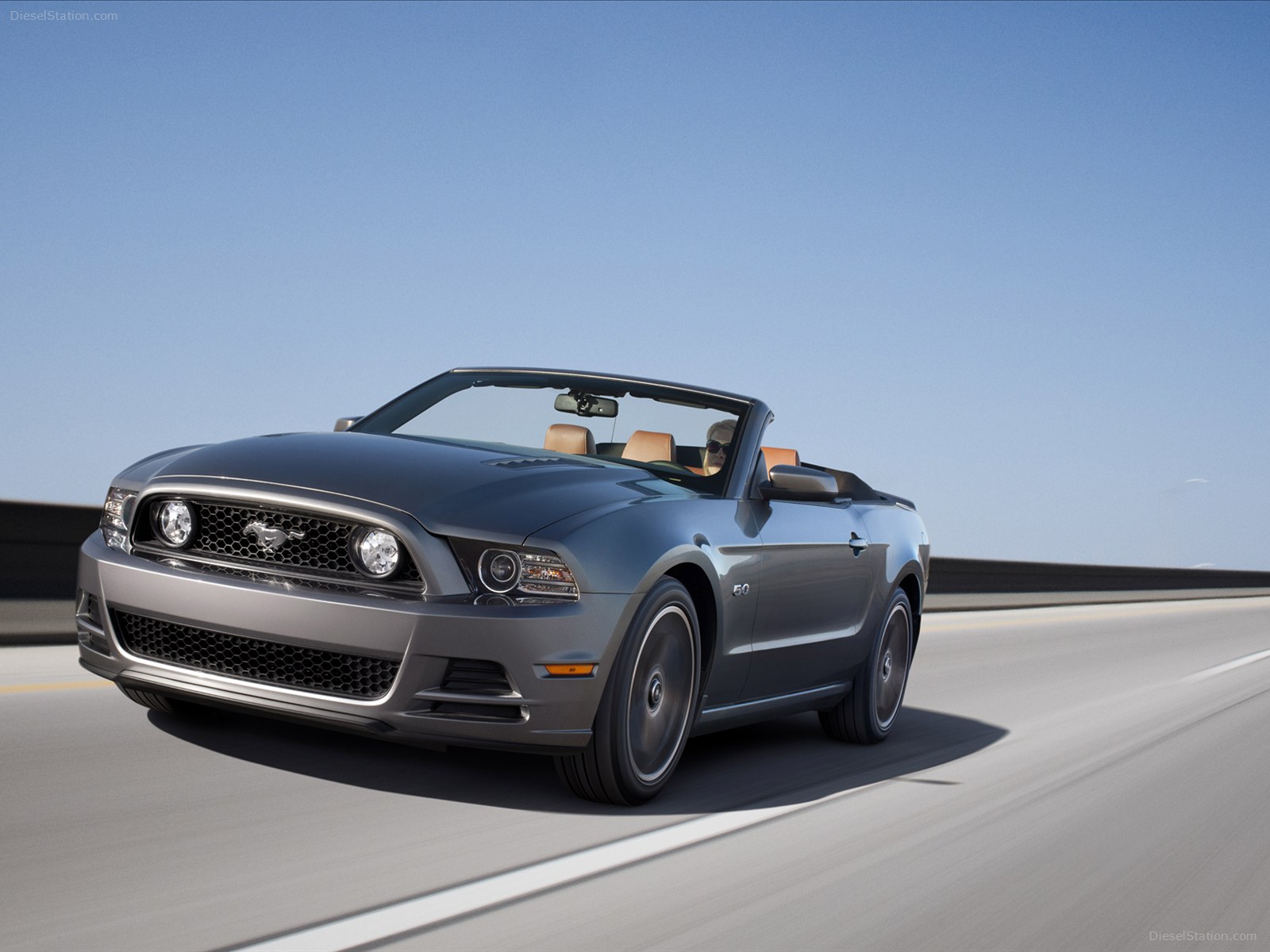 Ford Mustang GT 2013