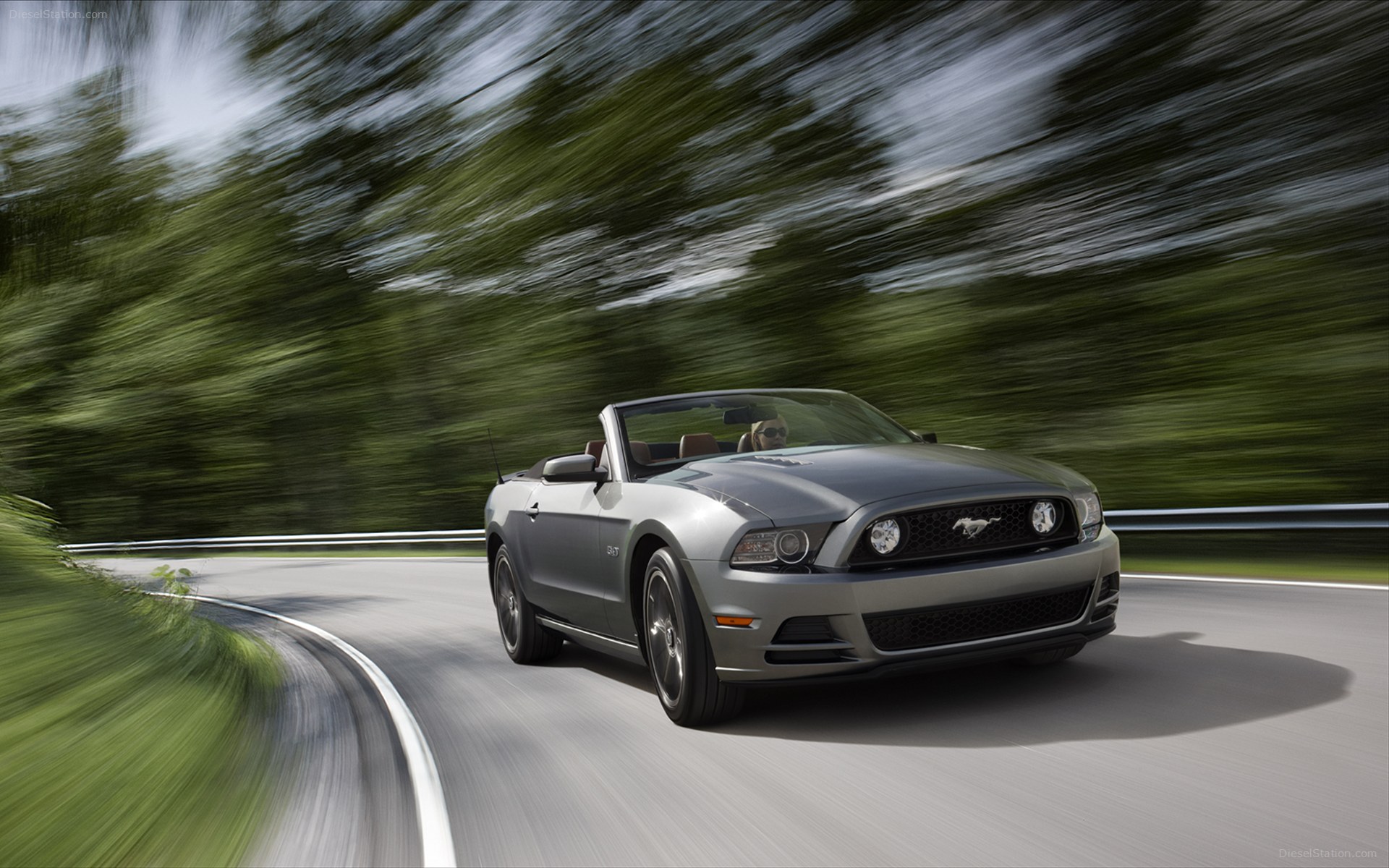 Ford Mustang GT 2013
