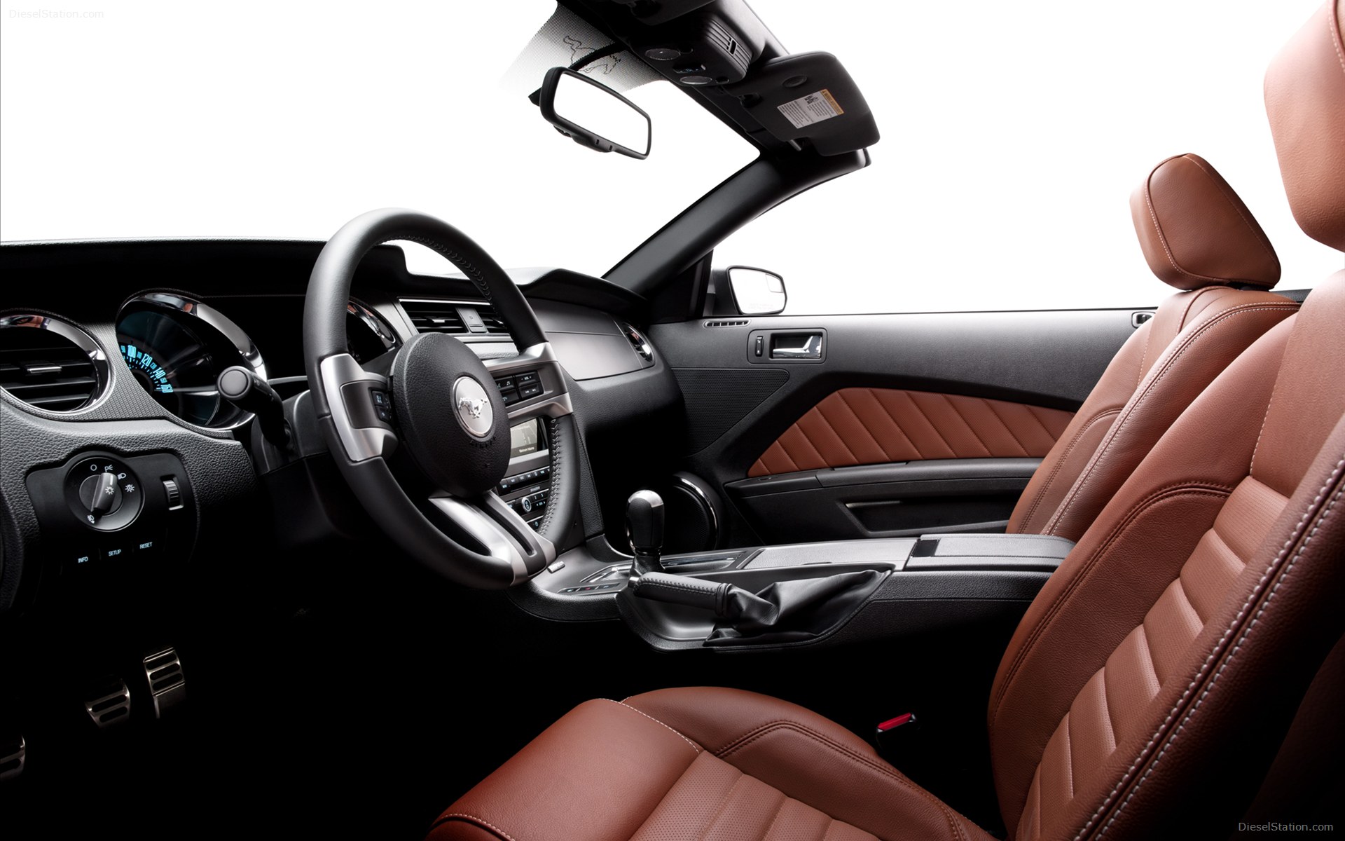 Ford Mustang GT 2013