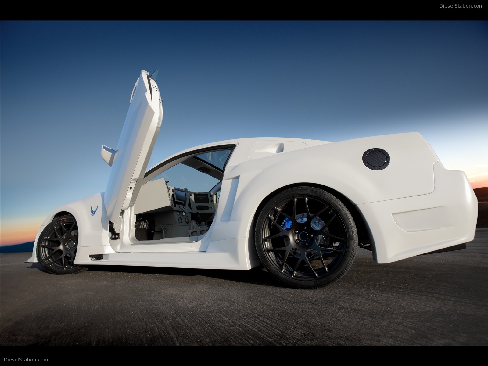X1 Mustang