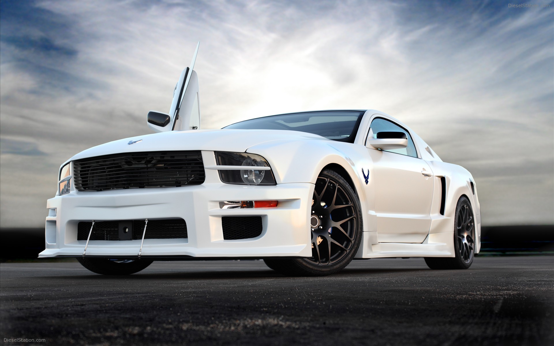 X1 Mustang