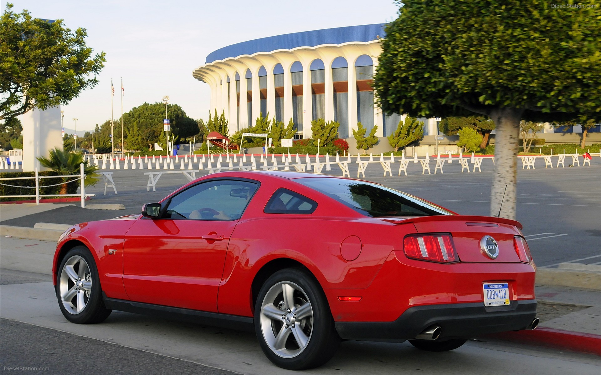 New Factory Track Pack For 2010 Mustang GT New Factory Track Pack For 2010 Mustang GT