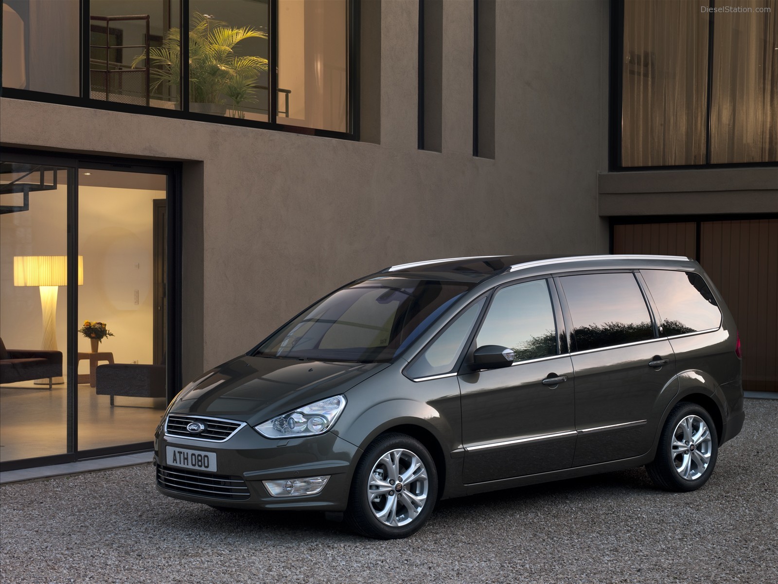 Ford S-Max and Ford Galaxy