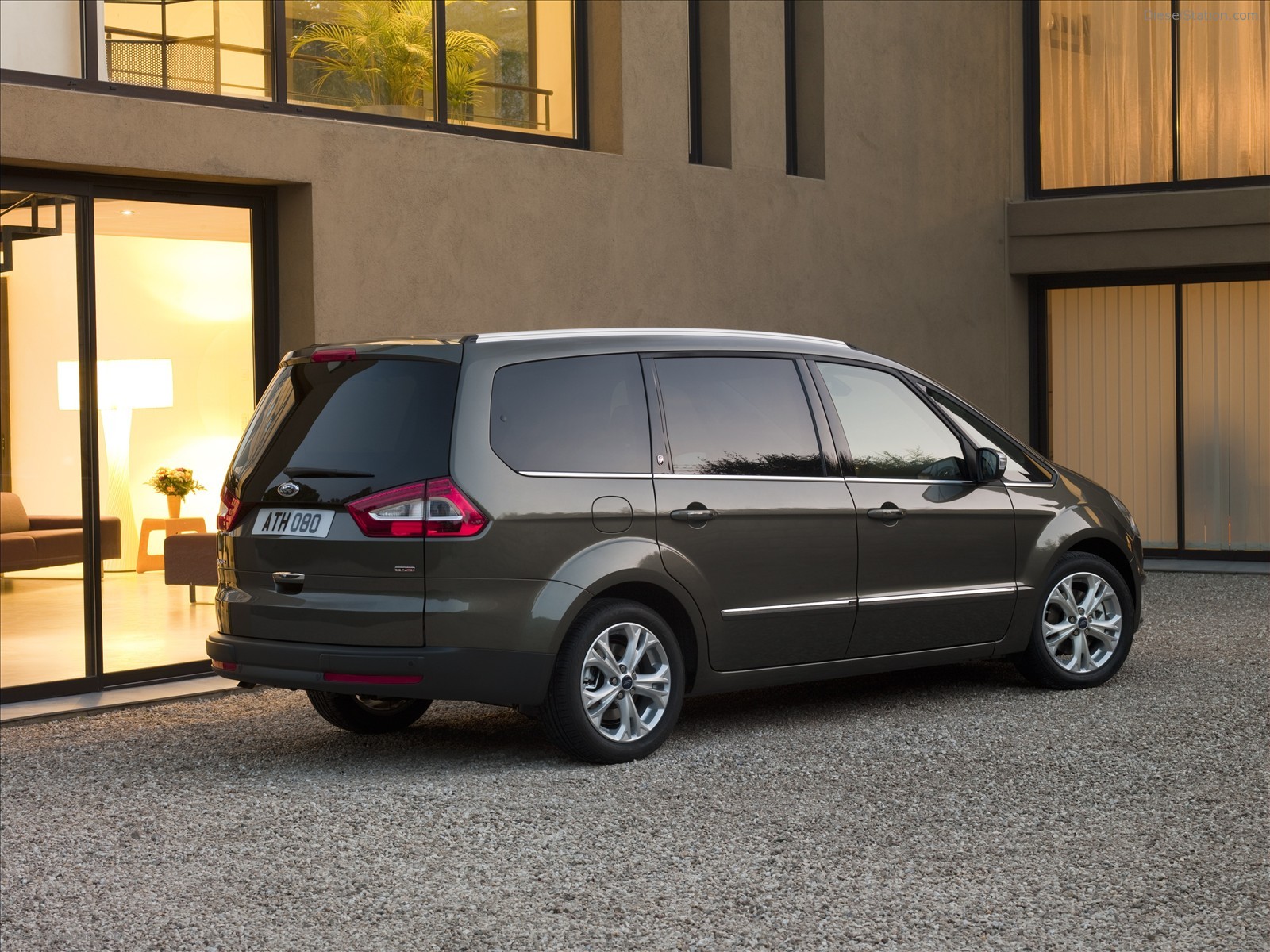 Ford S-Max and Ford Galaxy