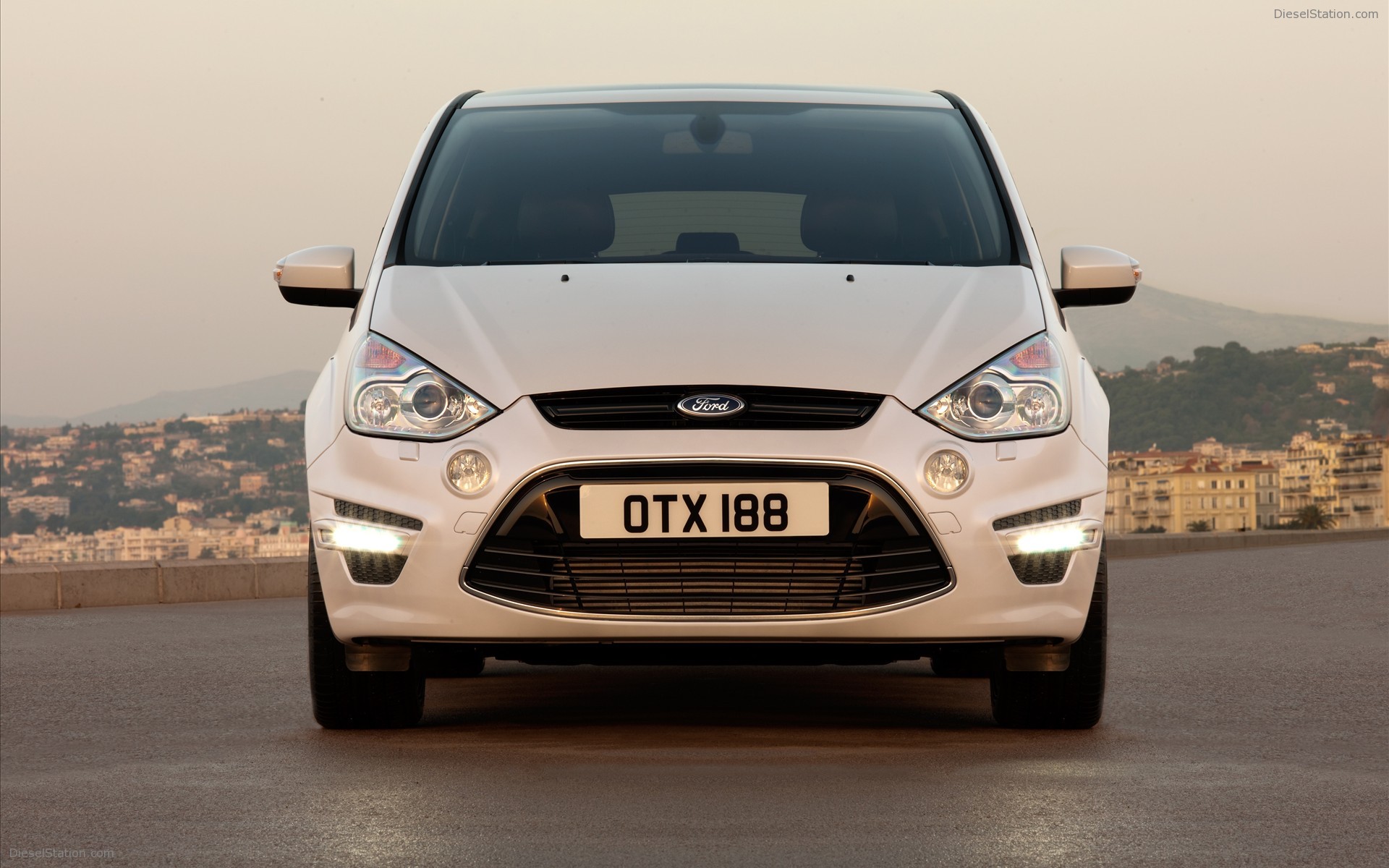 Ford S-Max and Ford Galaxy
