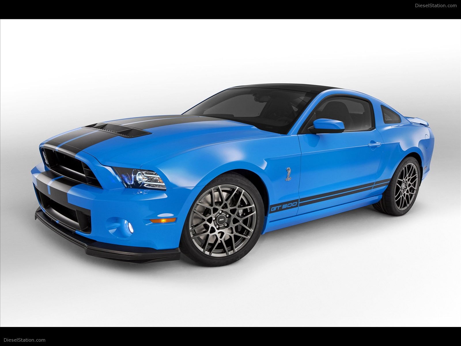 Ford Shelby GT500 2013