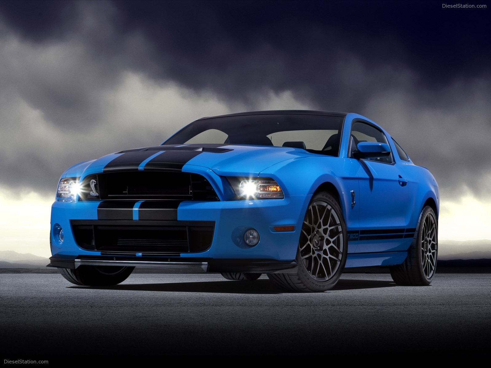 Ford Shelby GT500 2013