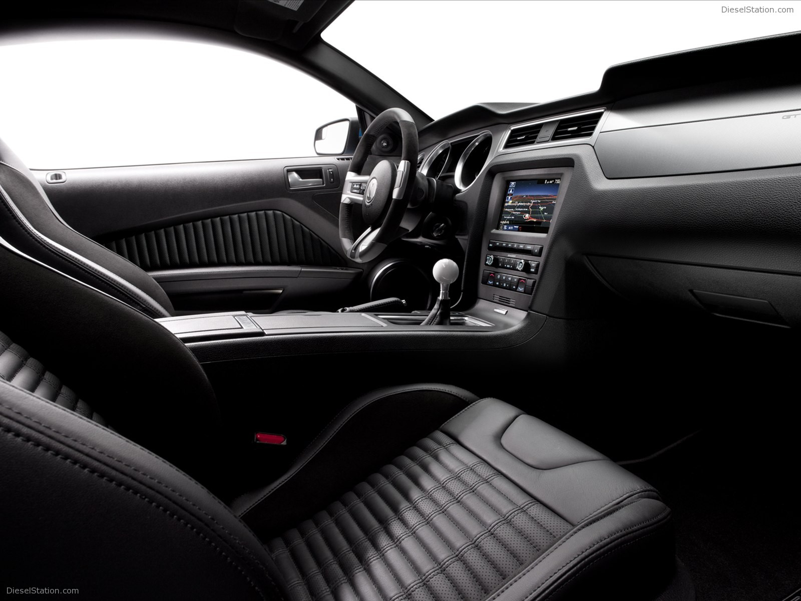 Ford Shelby GT500 2013